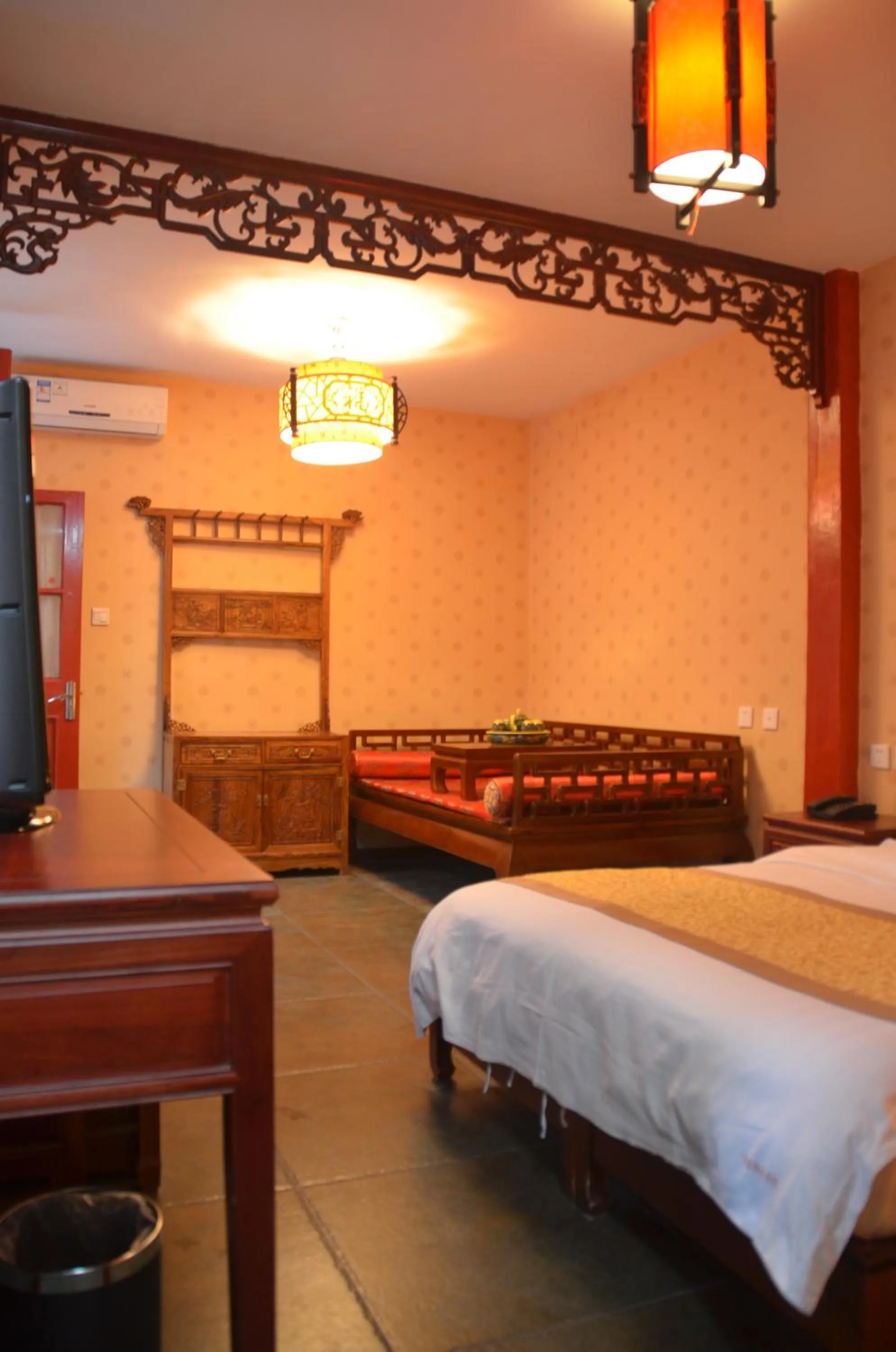 Bed in Qianmen Courtyard Hotel