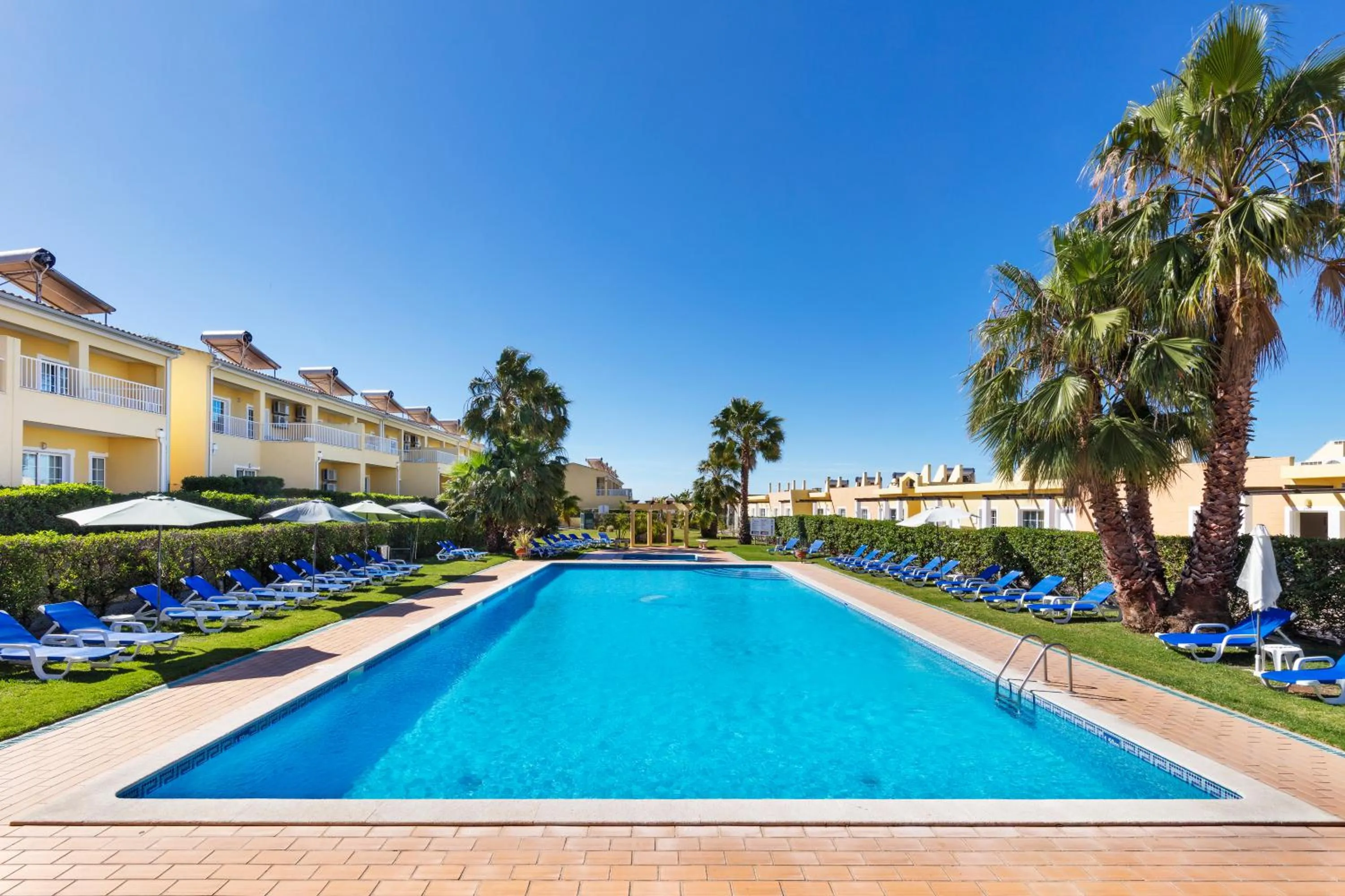 Swimming pool in Villas Barrocal