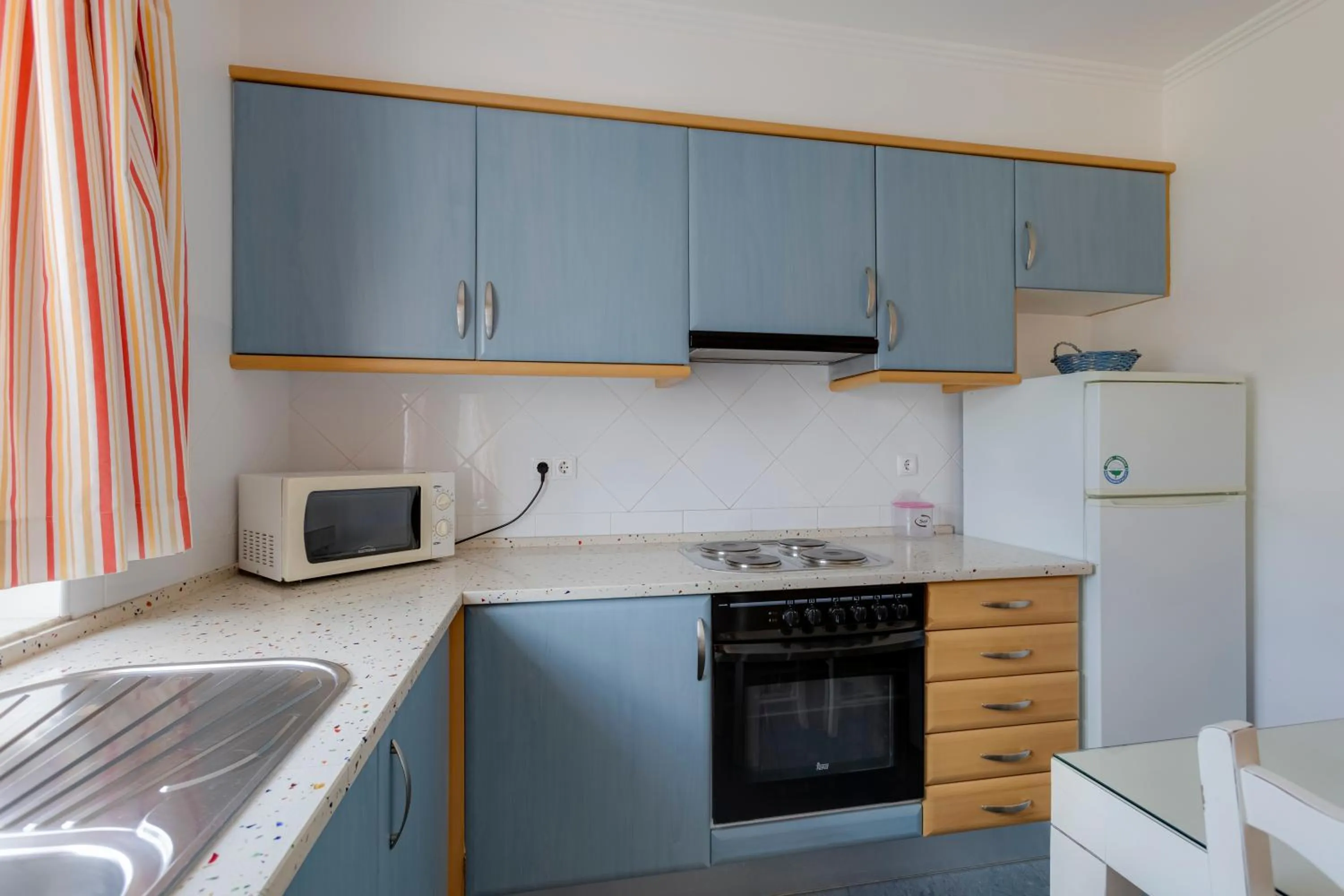 Kitchen or kitchenette in Villas Barrocal