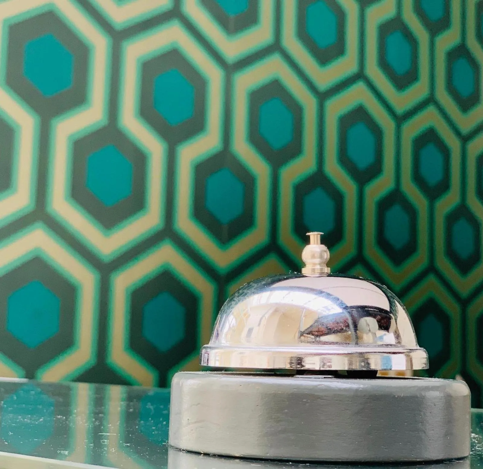 Lobby or reception in L'Hôtel by Hostellerie du Château