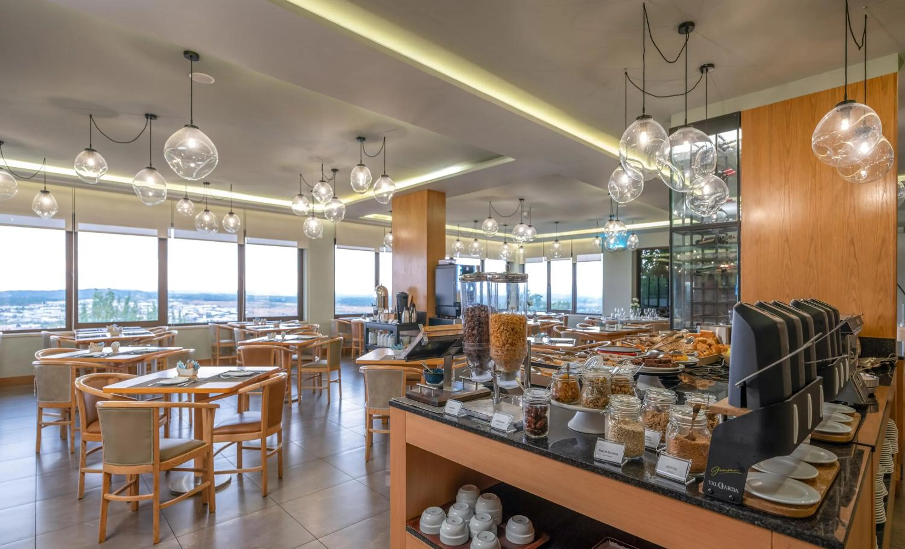 Restaurant/places to eat in Meliá Castelo Branco