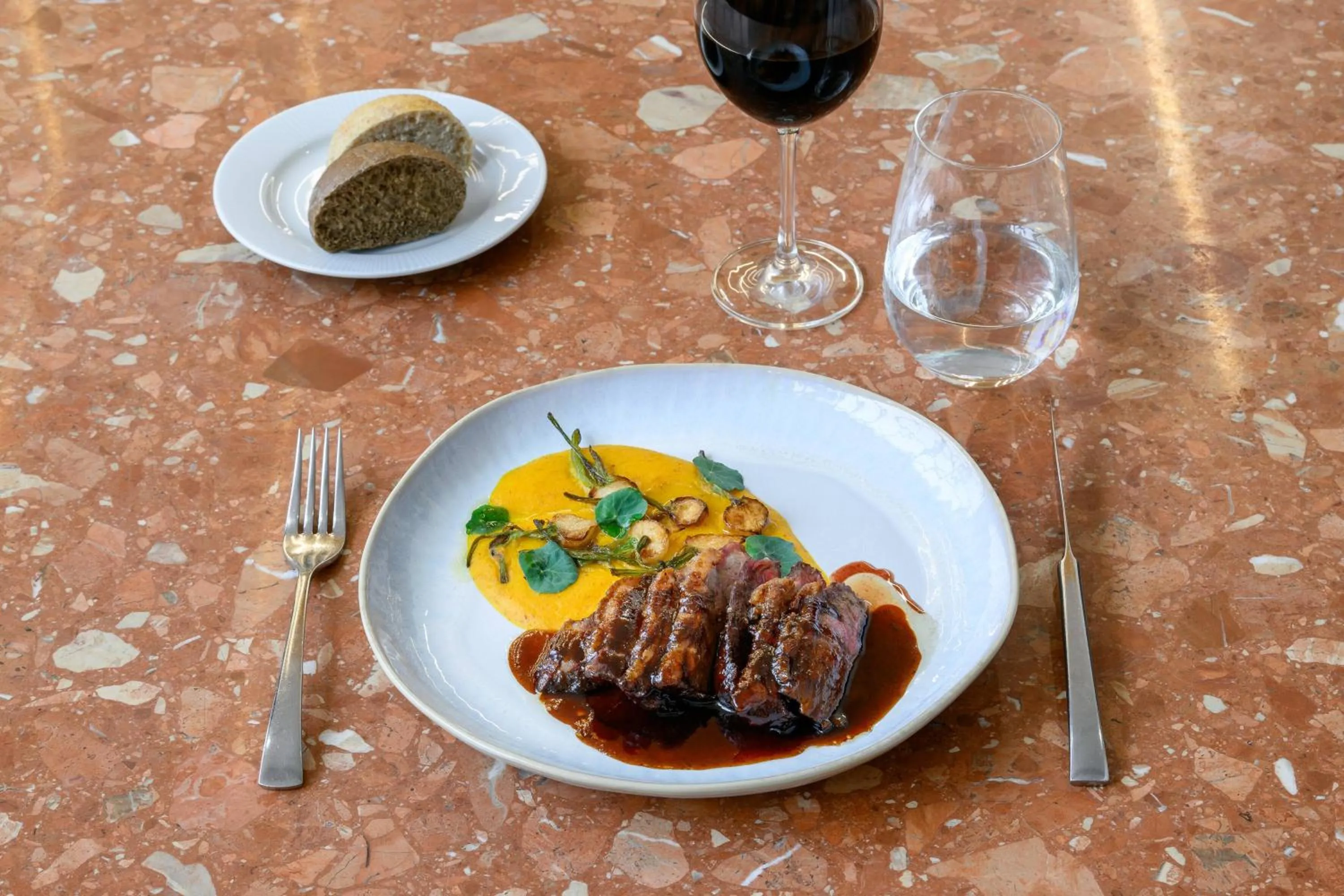 Food and drinks in Hotel Coimbra Aeminium Affiliated by Meliá