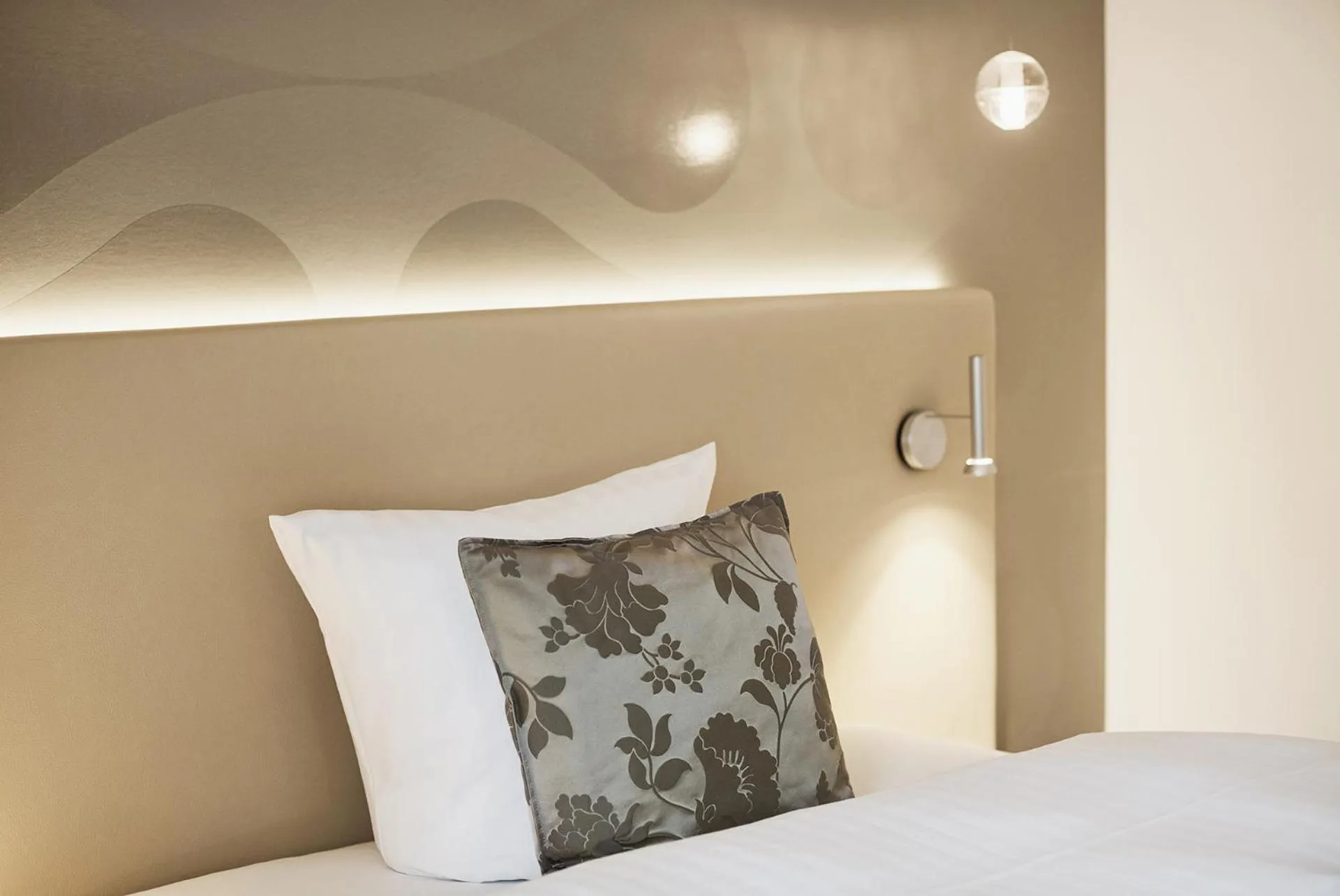 Decorative detail, Bed in Hotel Uzwil