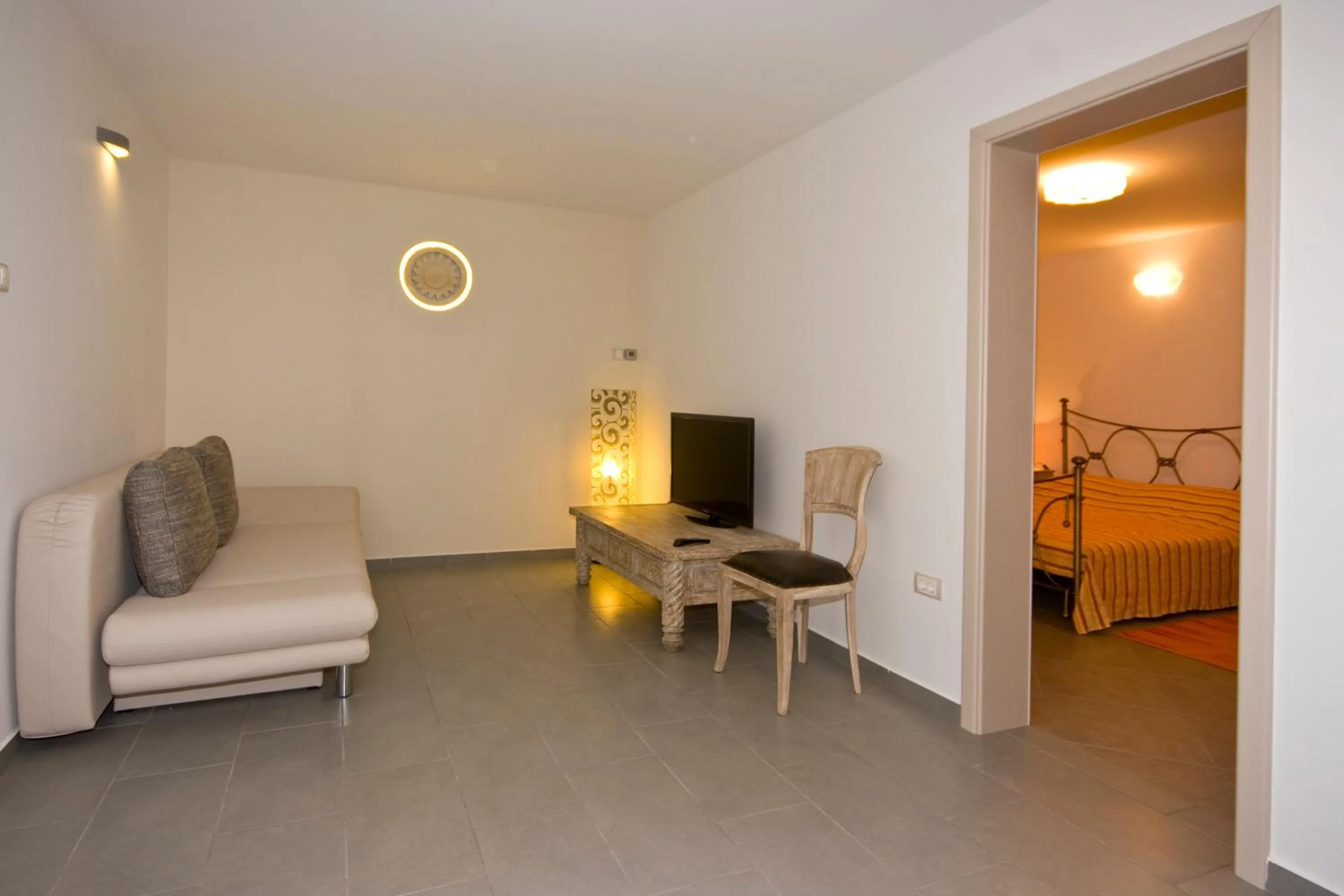 TV and multimedia in Rooms and Apartments Villa Dama