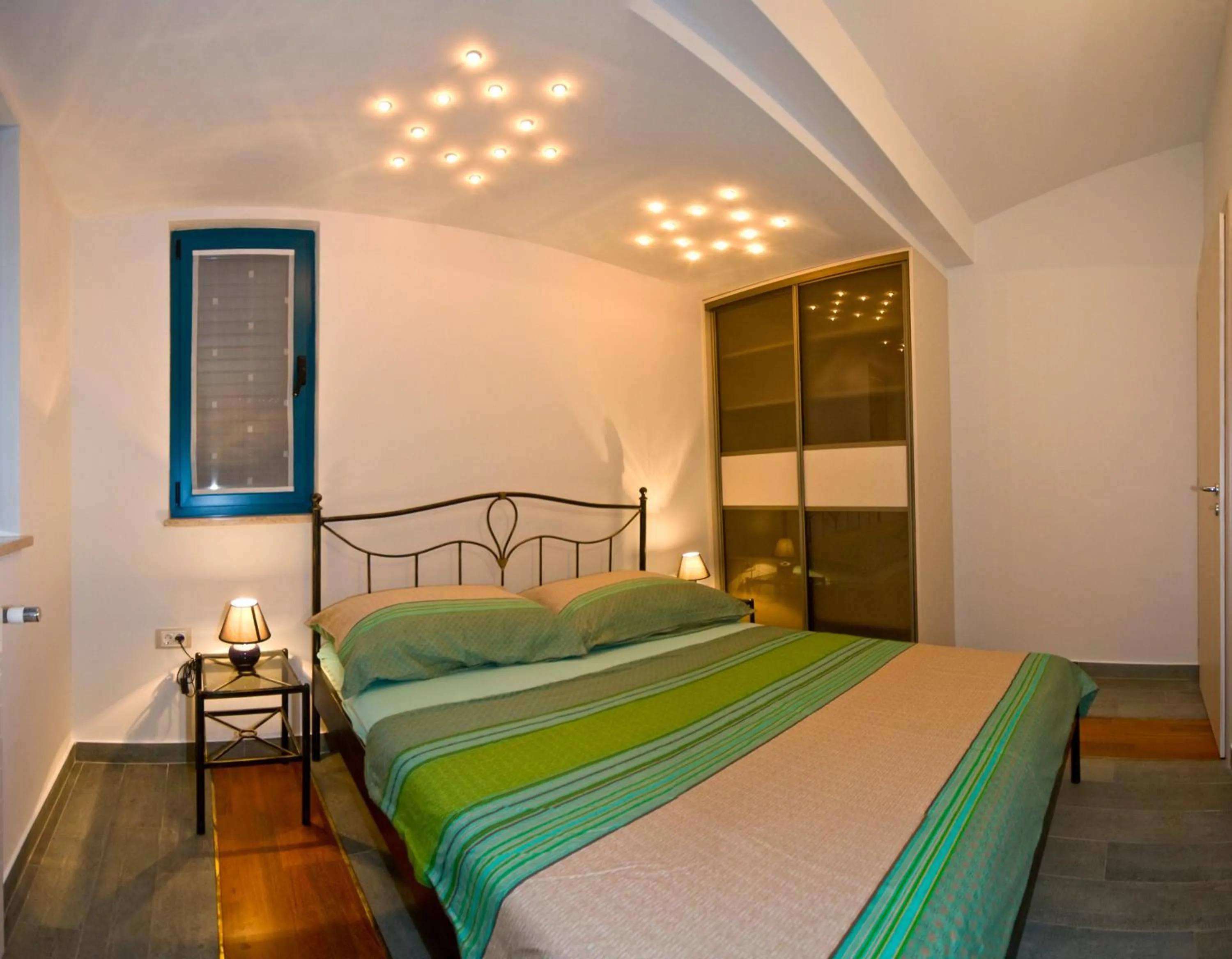 Bed in Rooms and Apartments Villa Dama