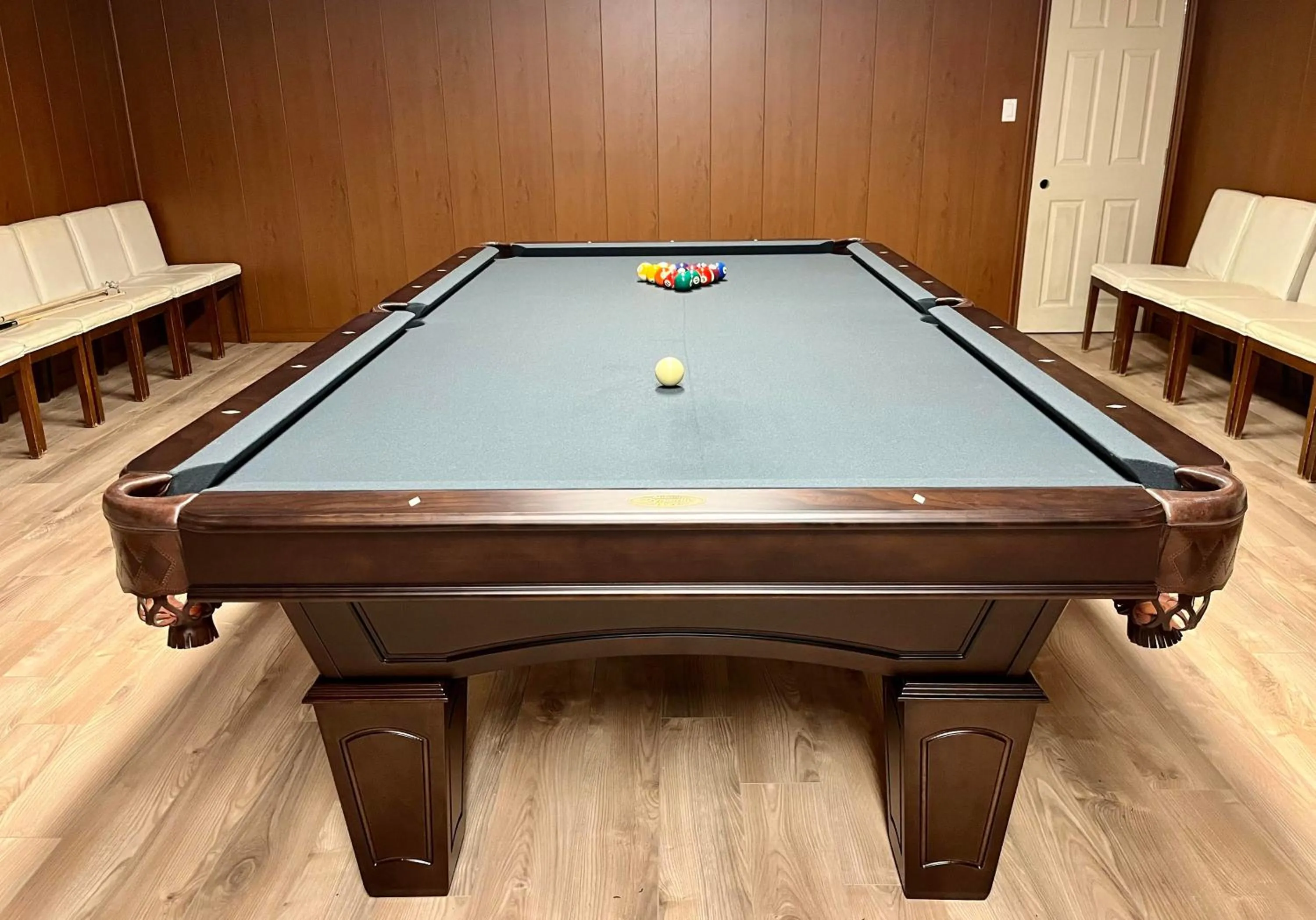 Game Room in Fullerton Manor Inn