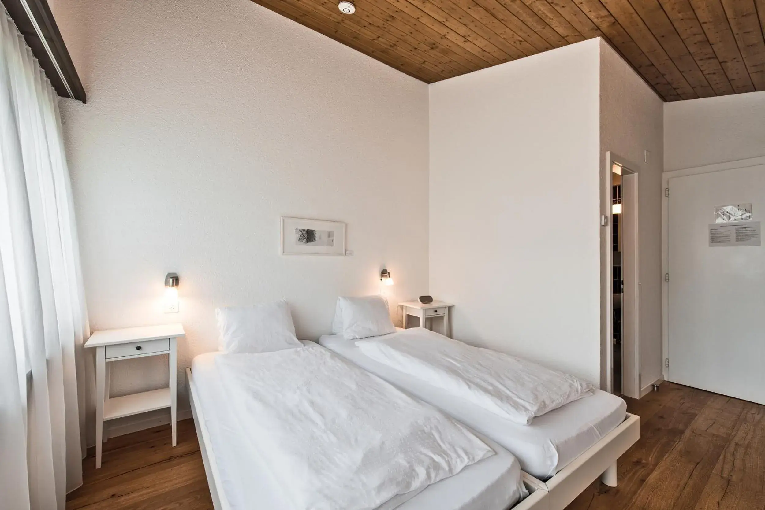 Standard Double Room - single occupancy in Hotel Restaurant Chesa Standard Double Room - single occupancy in Hotel Restaurant Chesa