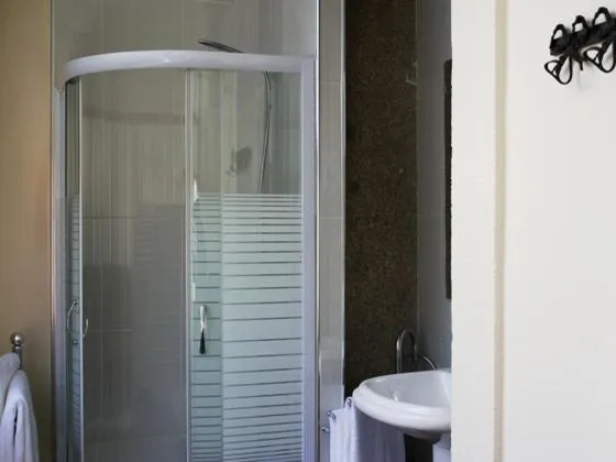 Bathroom in Pedra Iberica