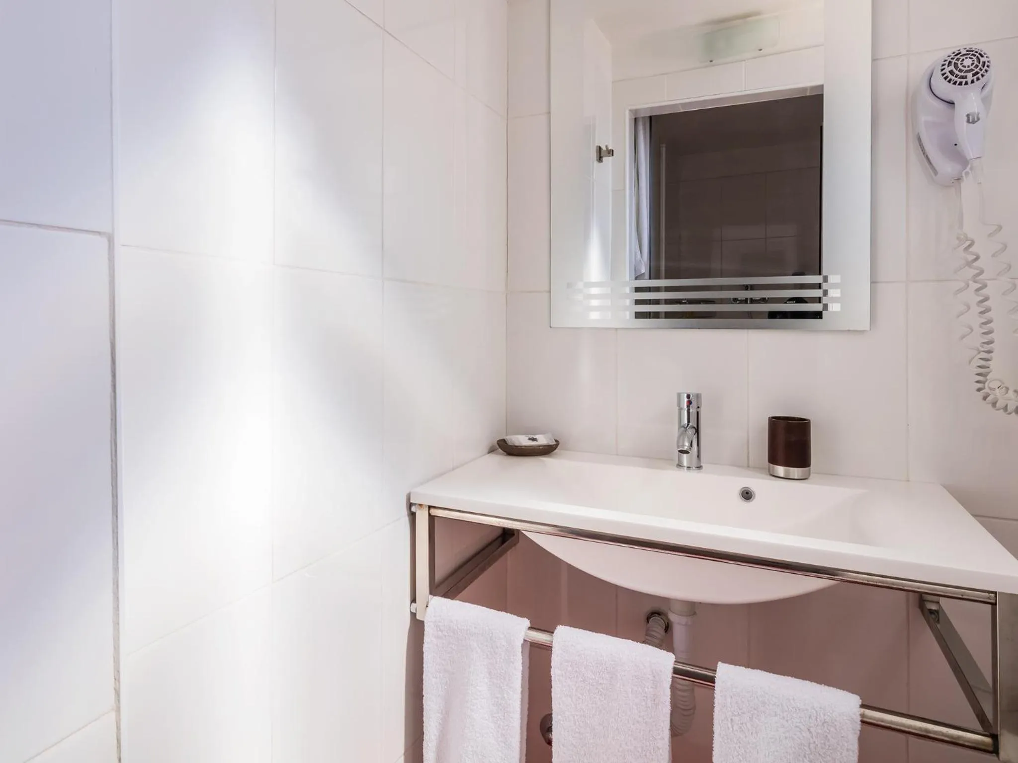 Bathroom in Pedra Iberica