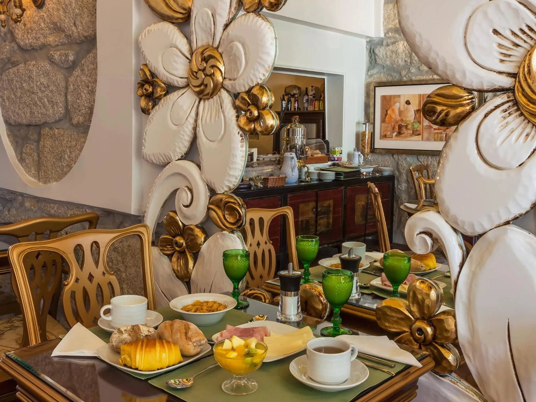 Restaurant/places to eat in Pedra Iberica