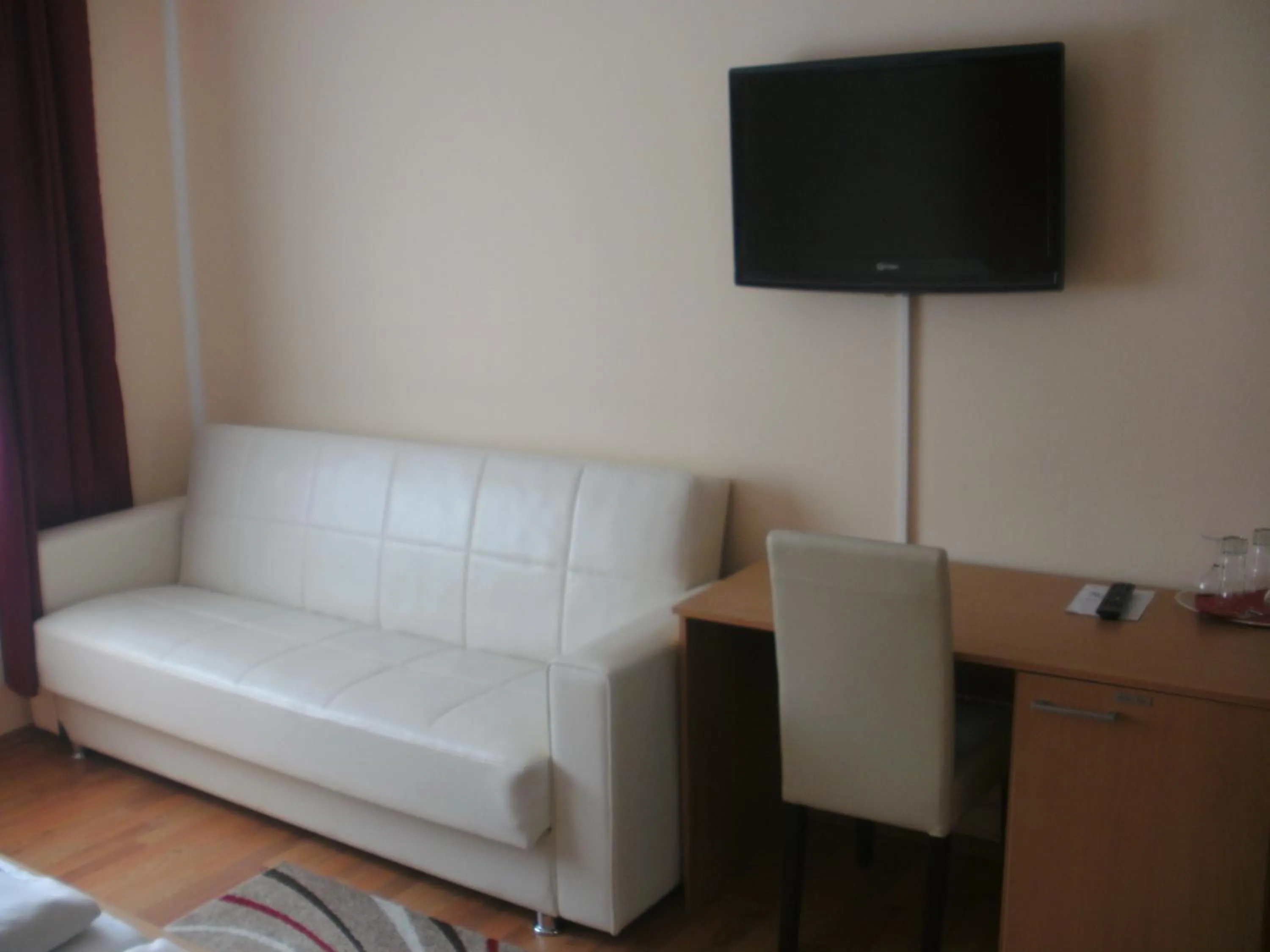 Living room in Hotel Rhein-Mosel-View