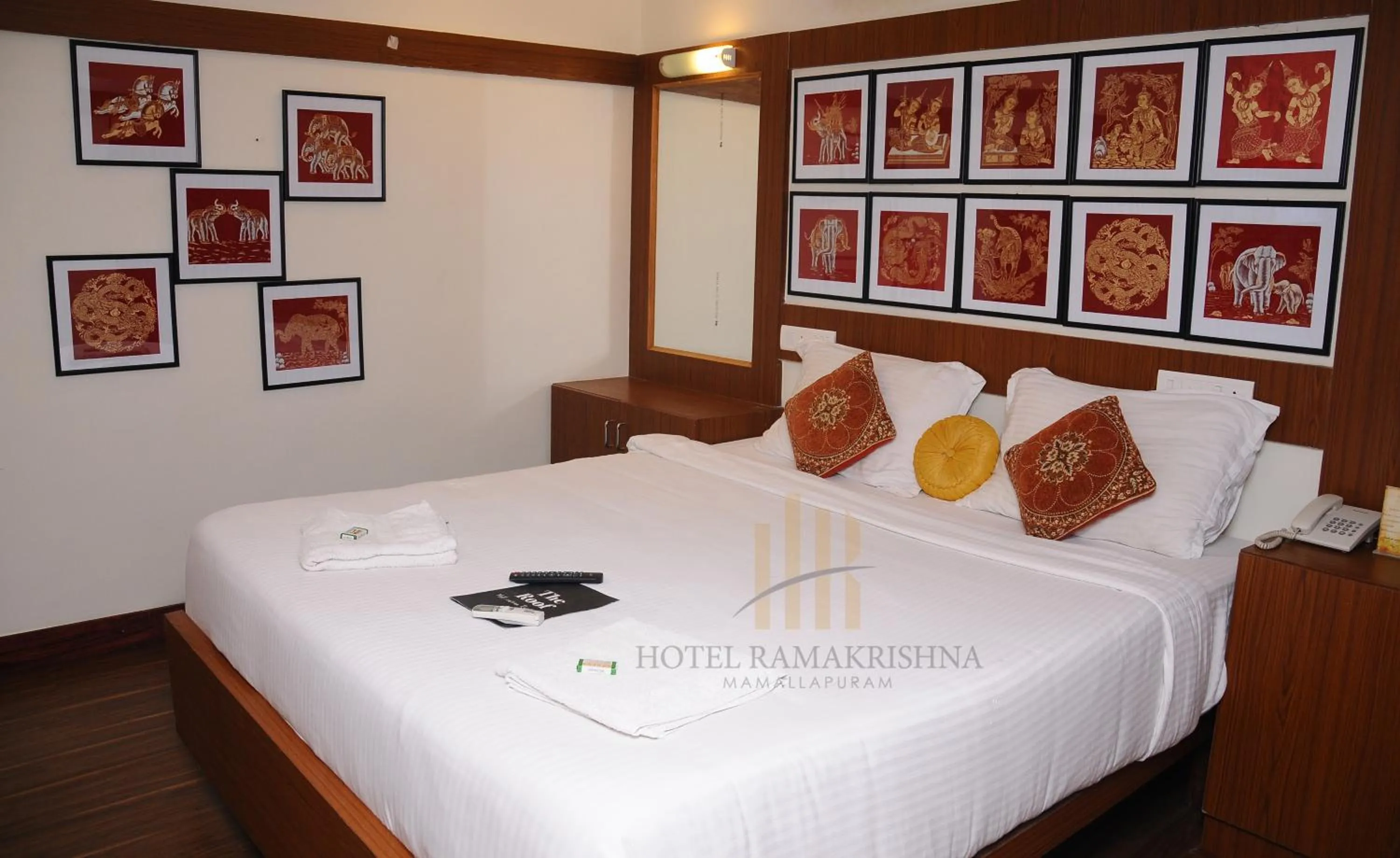 Bed in Hotel Ramakrishna