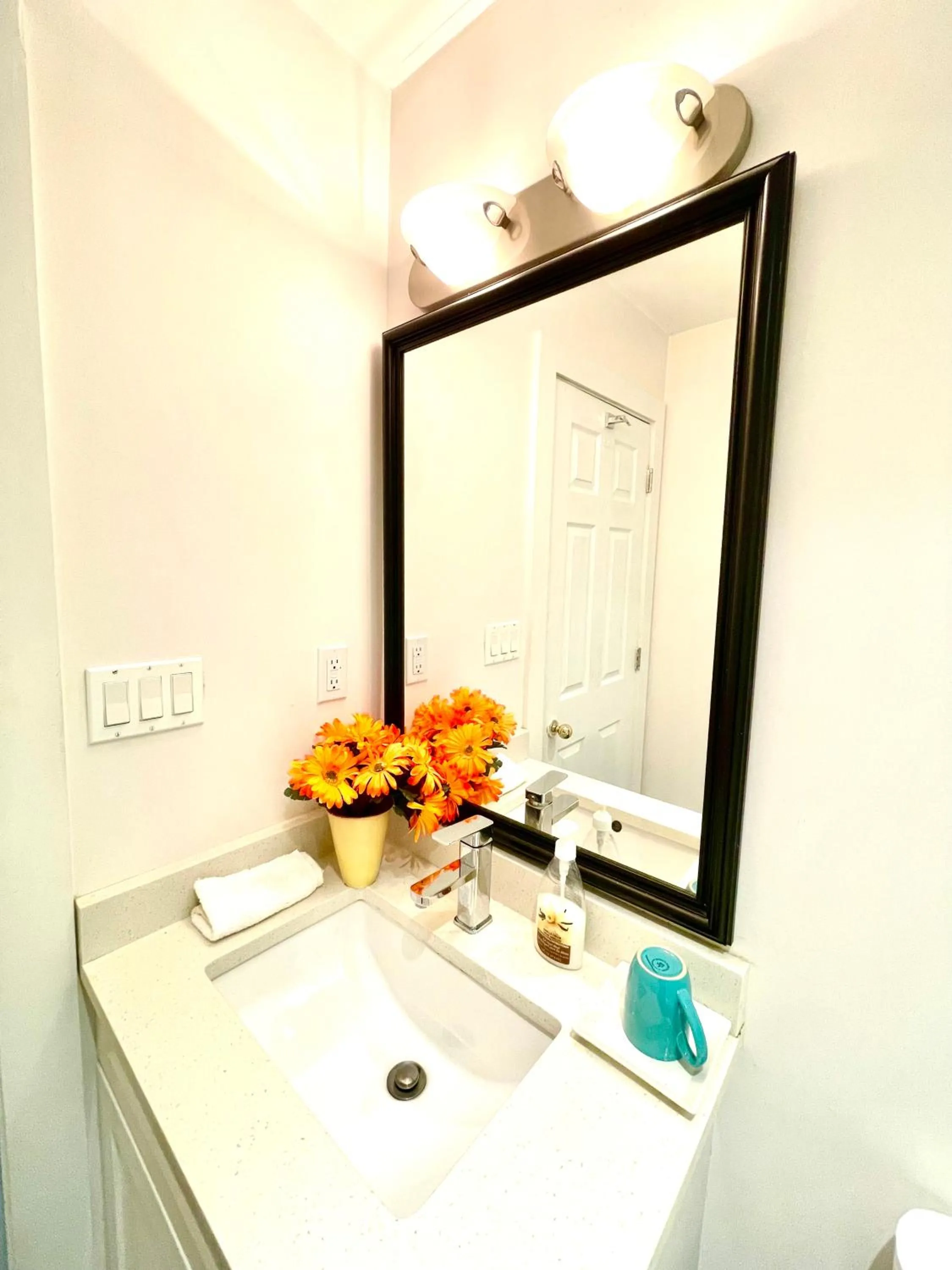 Bathroom in Vancouver Bed & Breakfast