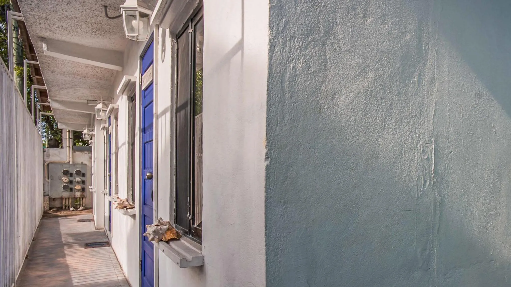 Facade/entrance in Drift Inn San Pedro