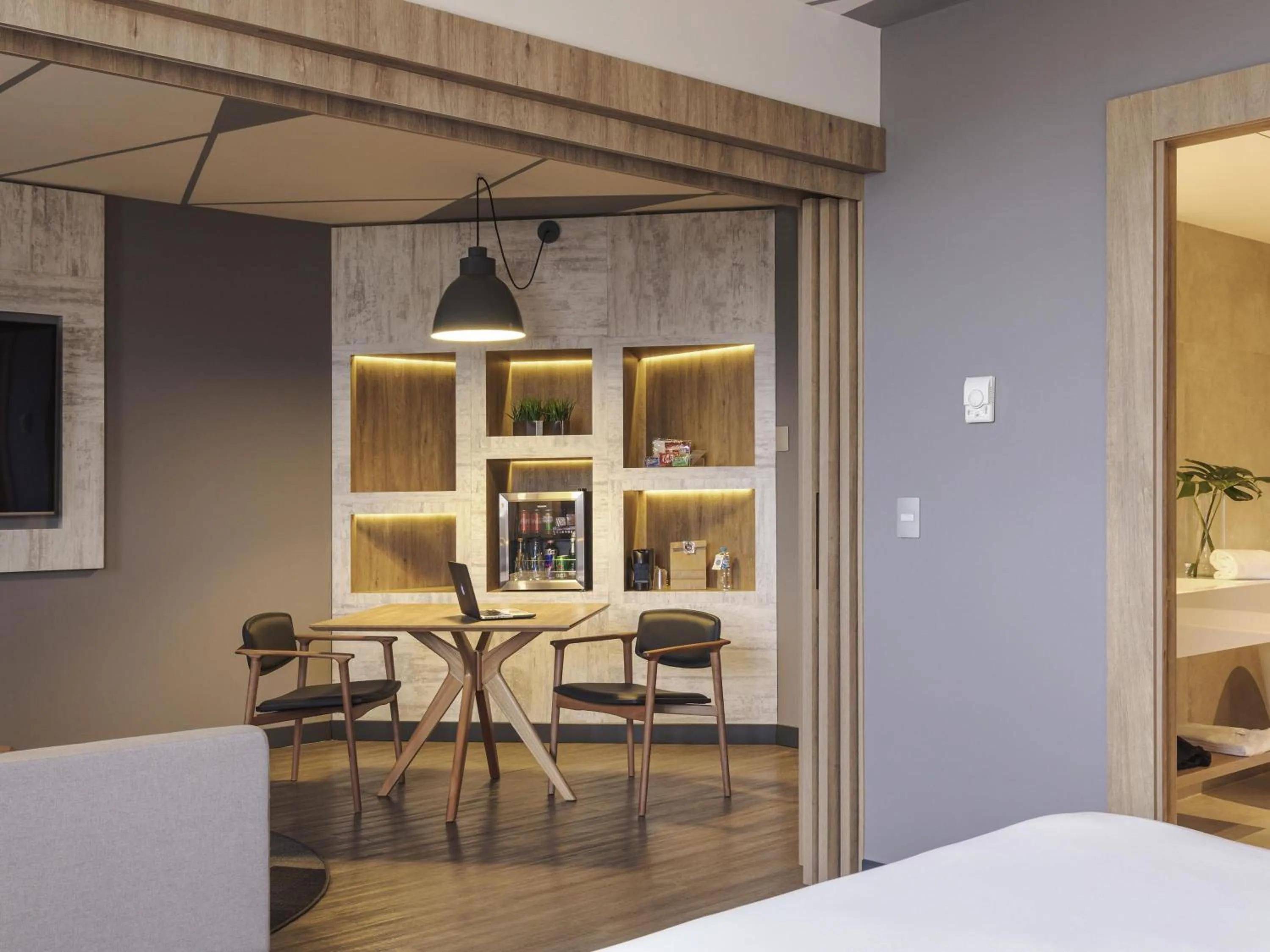 Bedroom, Bed in Novotel Porto Alegre Airport