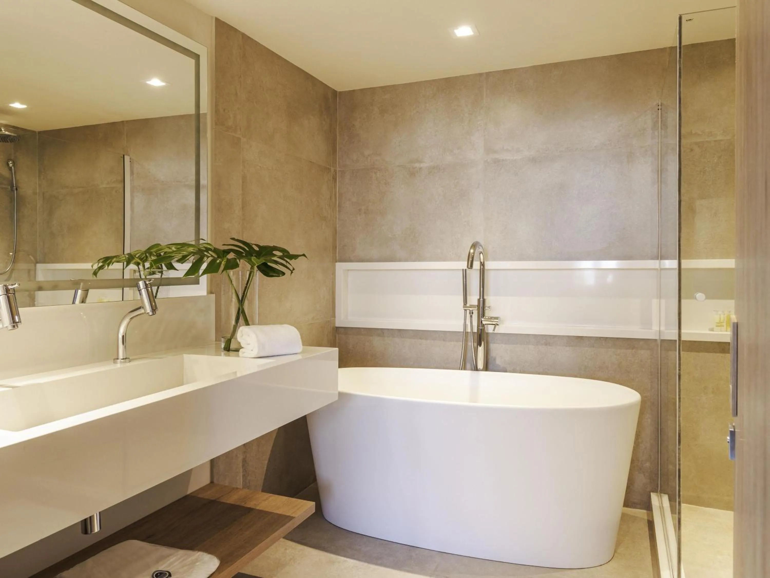 Bedroom in Novotel Porto Alegre Airport