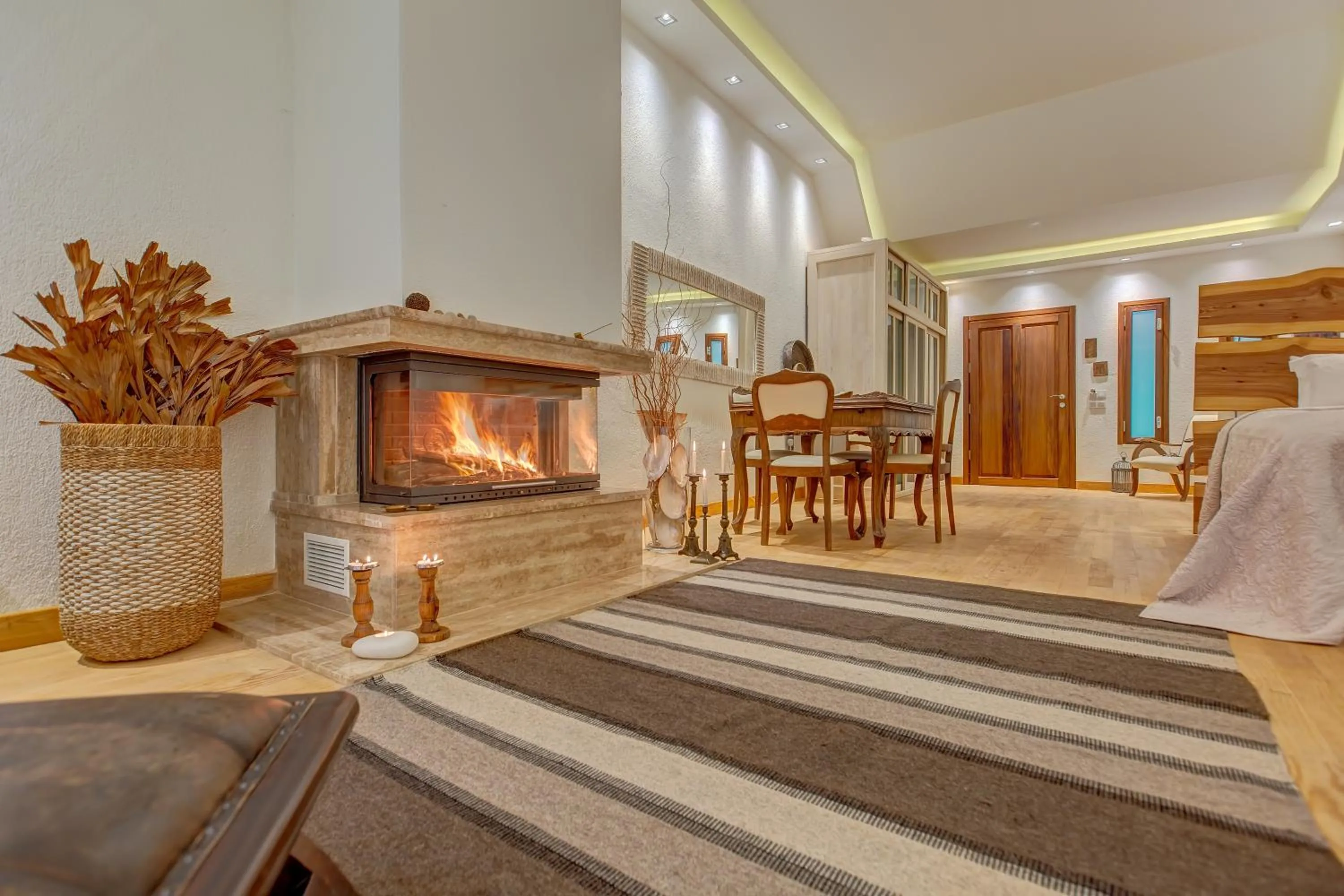 Photo of the whole room in Olympos Lodge