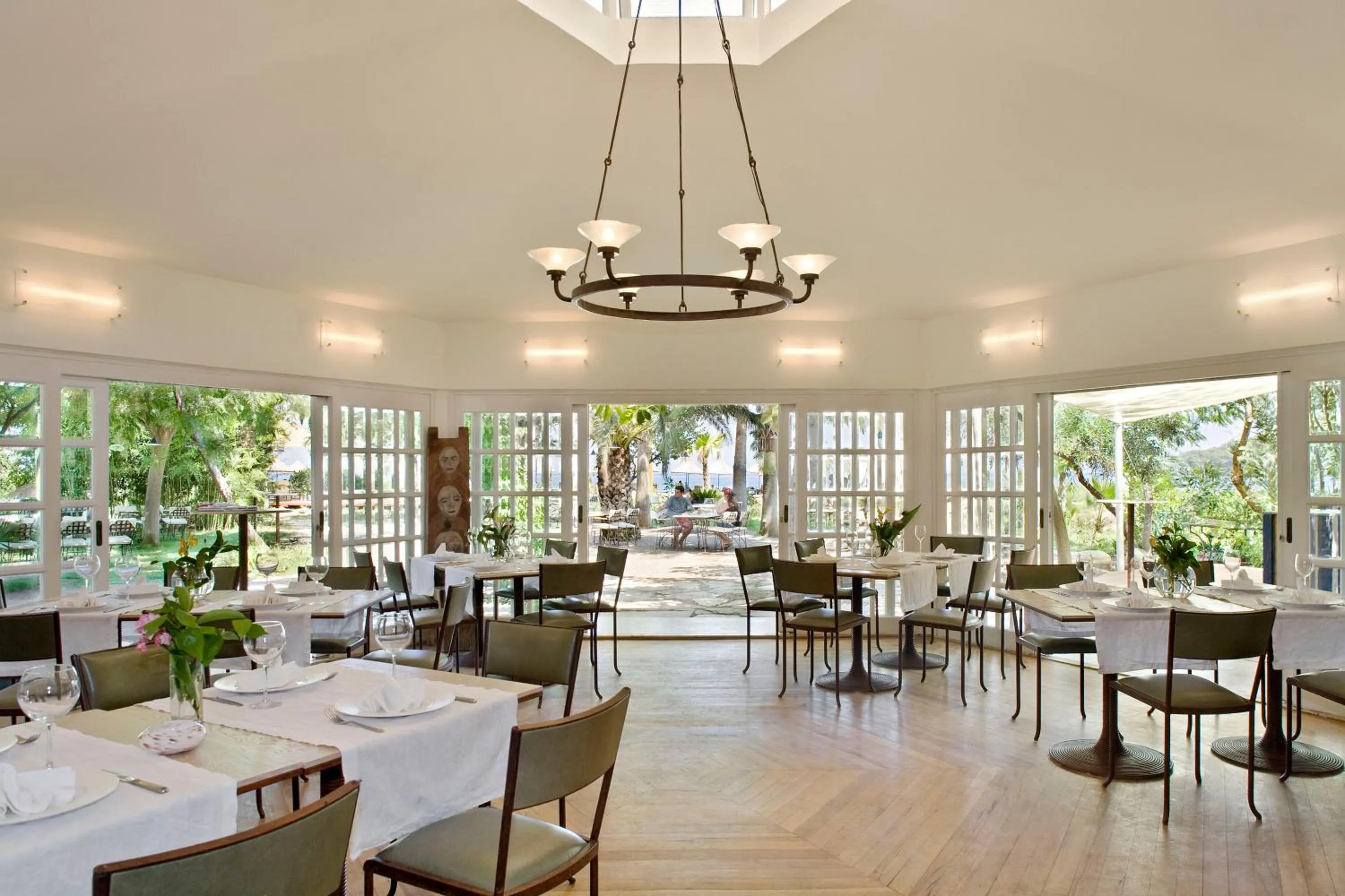 Restaurant/places to eat in Olympos Lodge