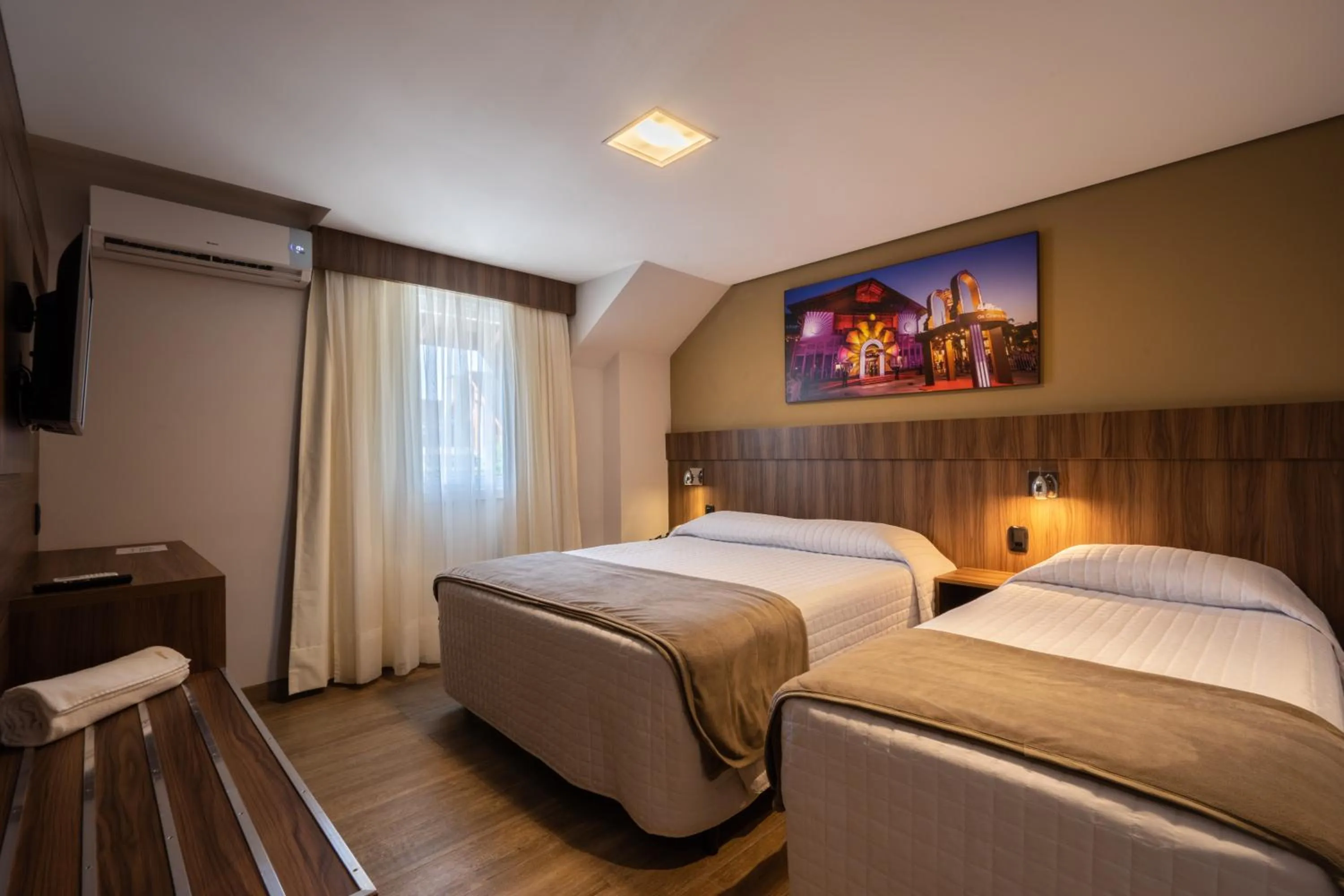 Bedroom, Bed in Hotel Fioreze Centro