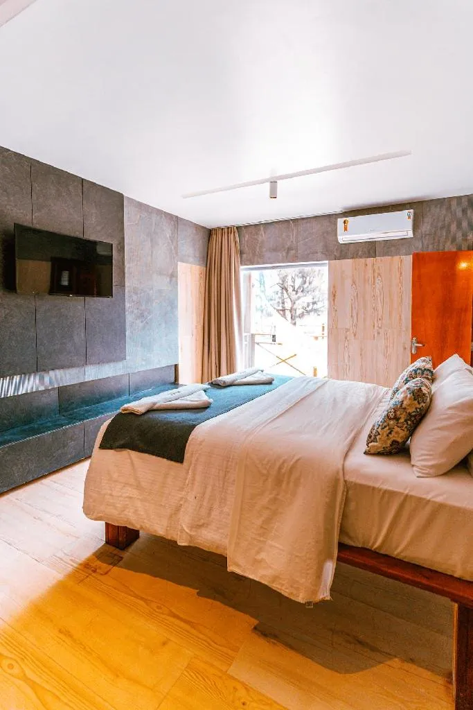 Bed in Hotel Casa do Mar