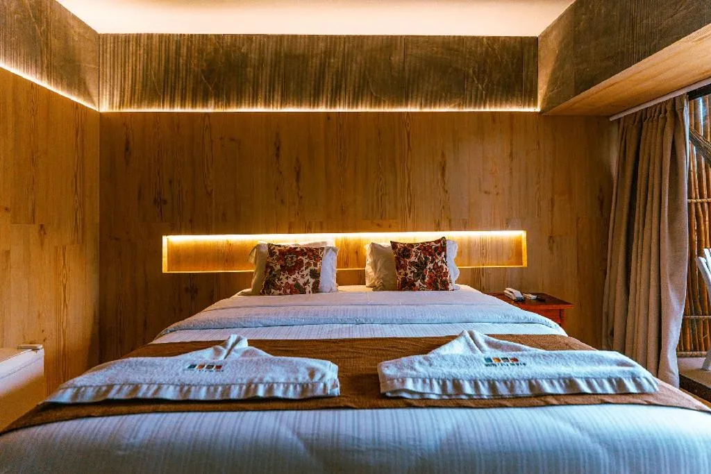 Bed in Hotel Casa do Mar