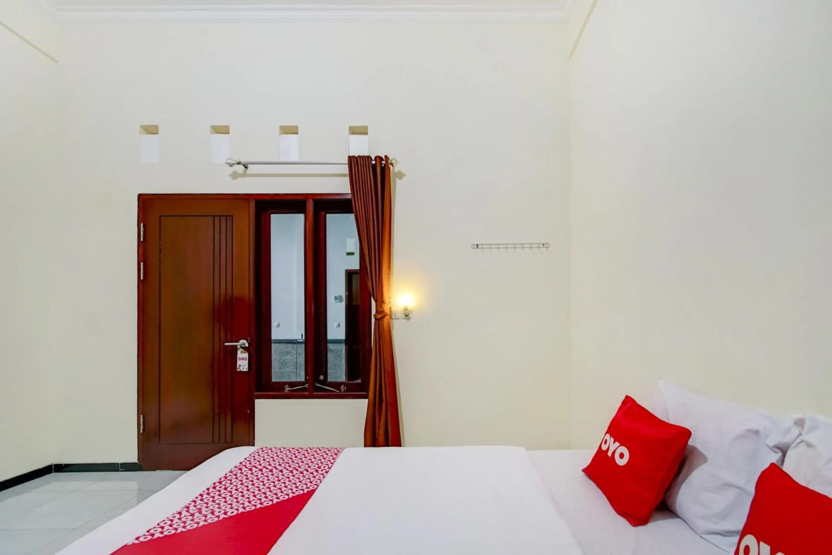 Bedroom, Bed in Capital O 90151 Guest House 180