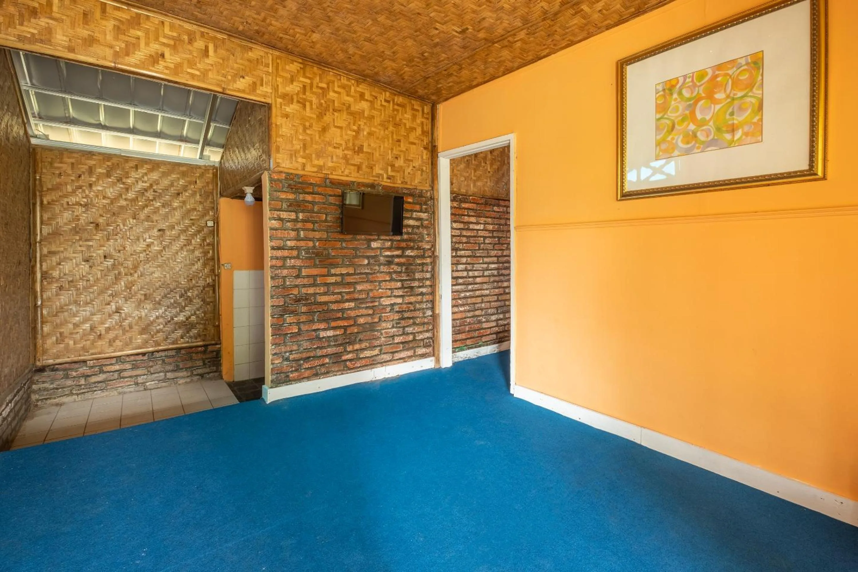 Area and facilities in RedDoorz Plus At Grand Yustik Sukabumi