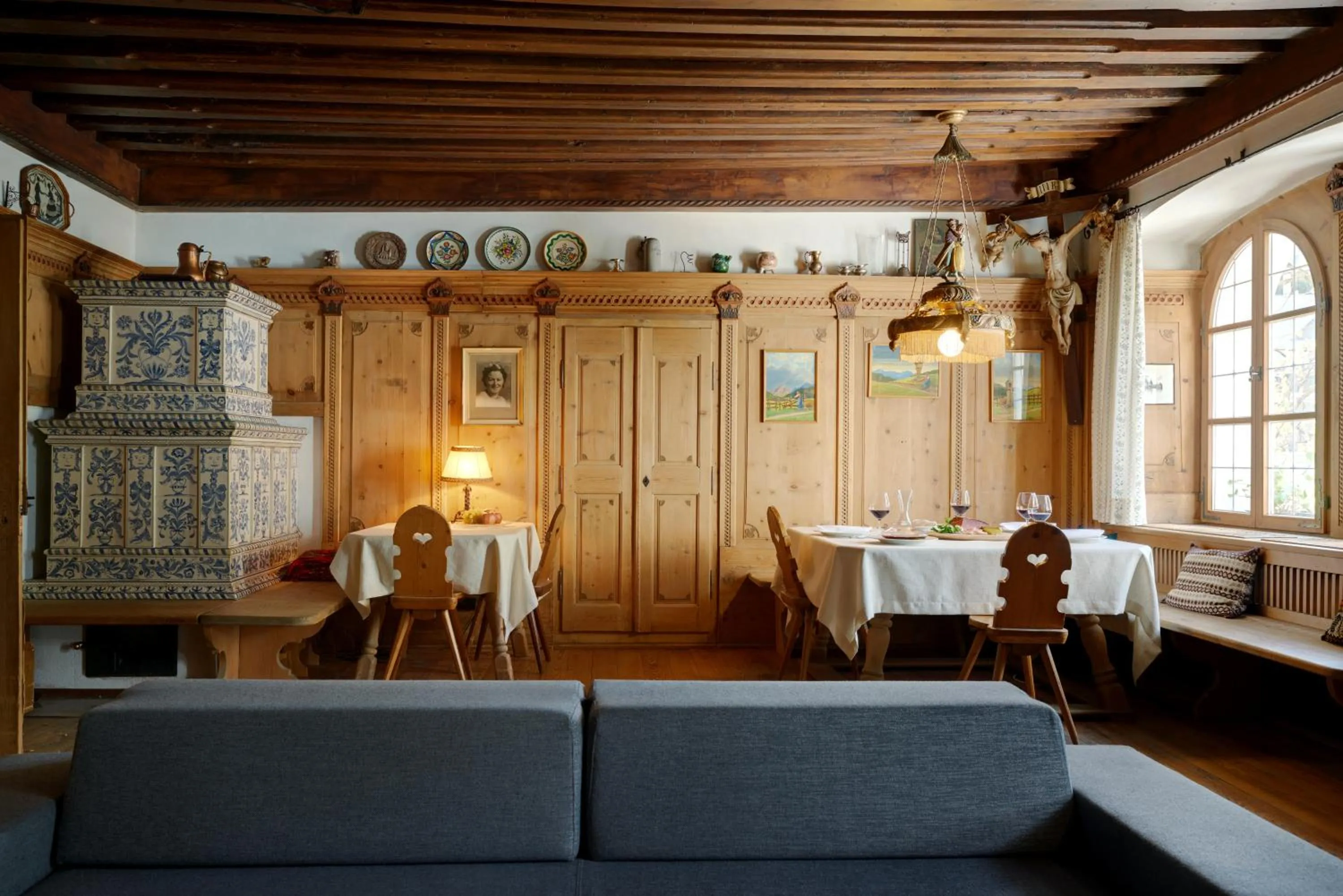 Restaurant/places to eat in Parkhotel Post