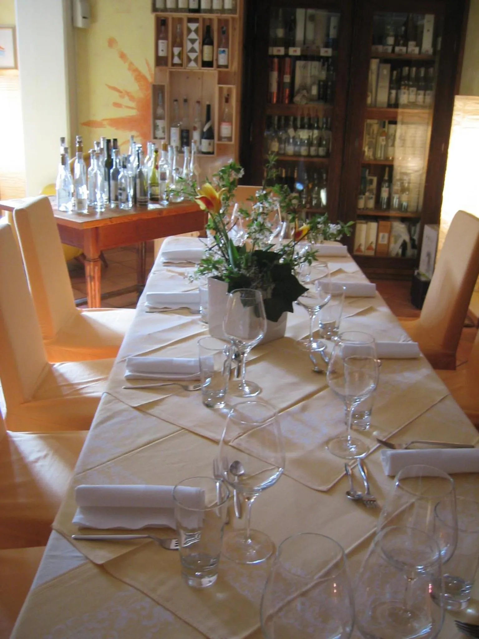 Restaurant/places to eat in Parkhotel Post