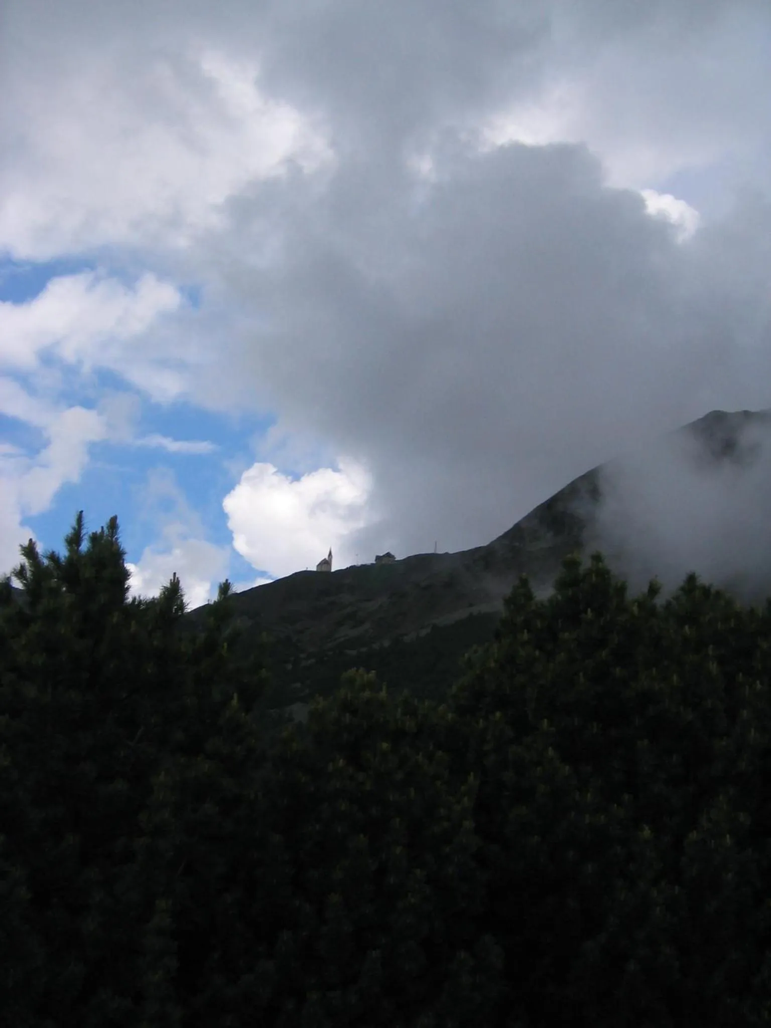 Hiking in Parkhotel Post