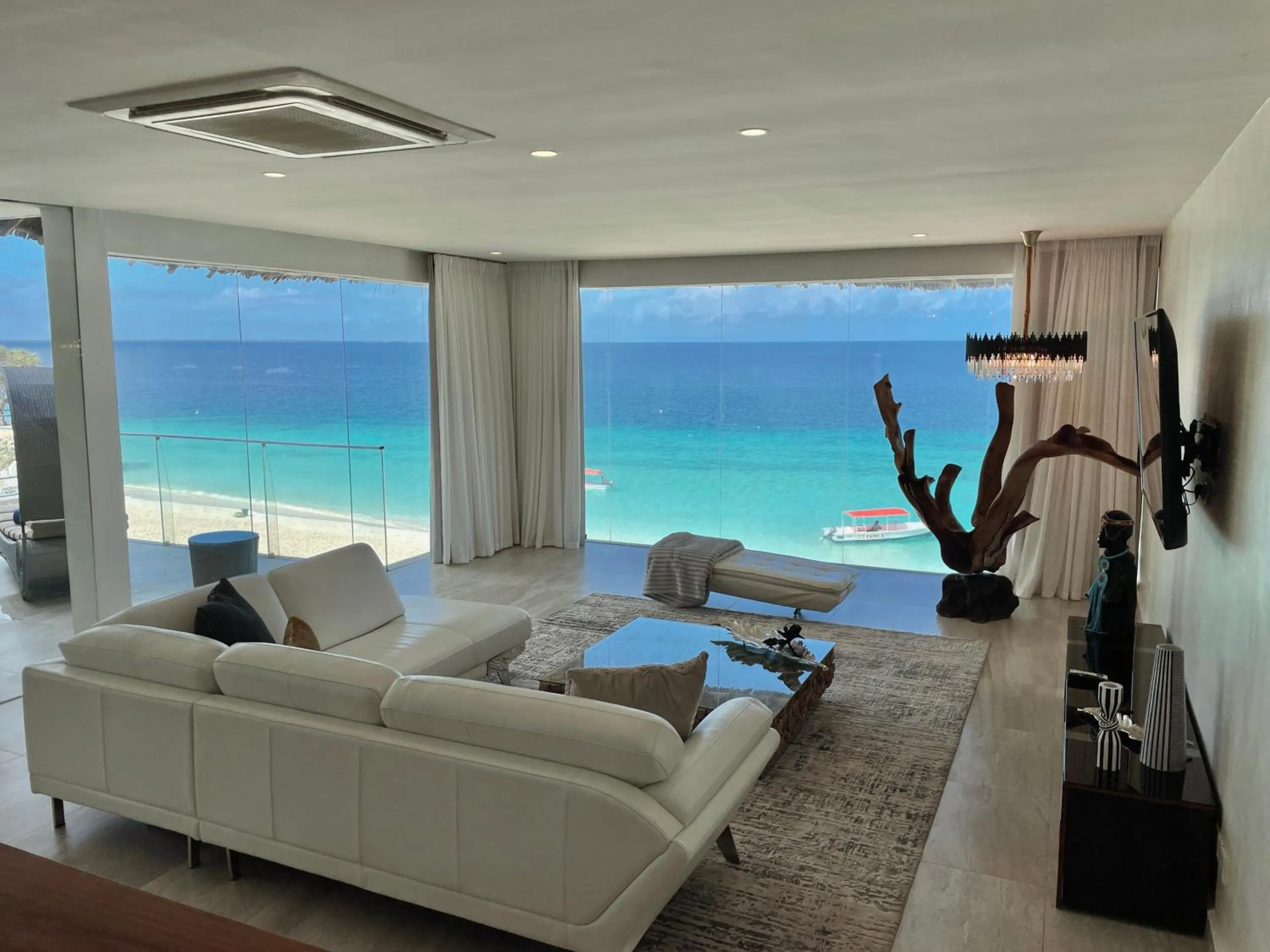 Communal lounge/ TV room in Royal Zanzibar Beach Resort