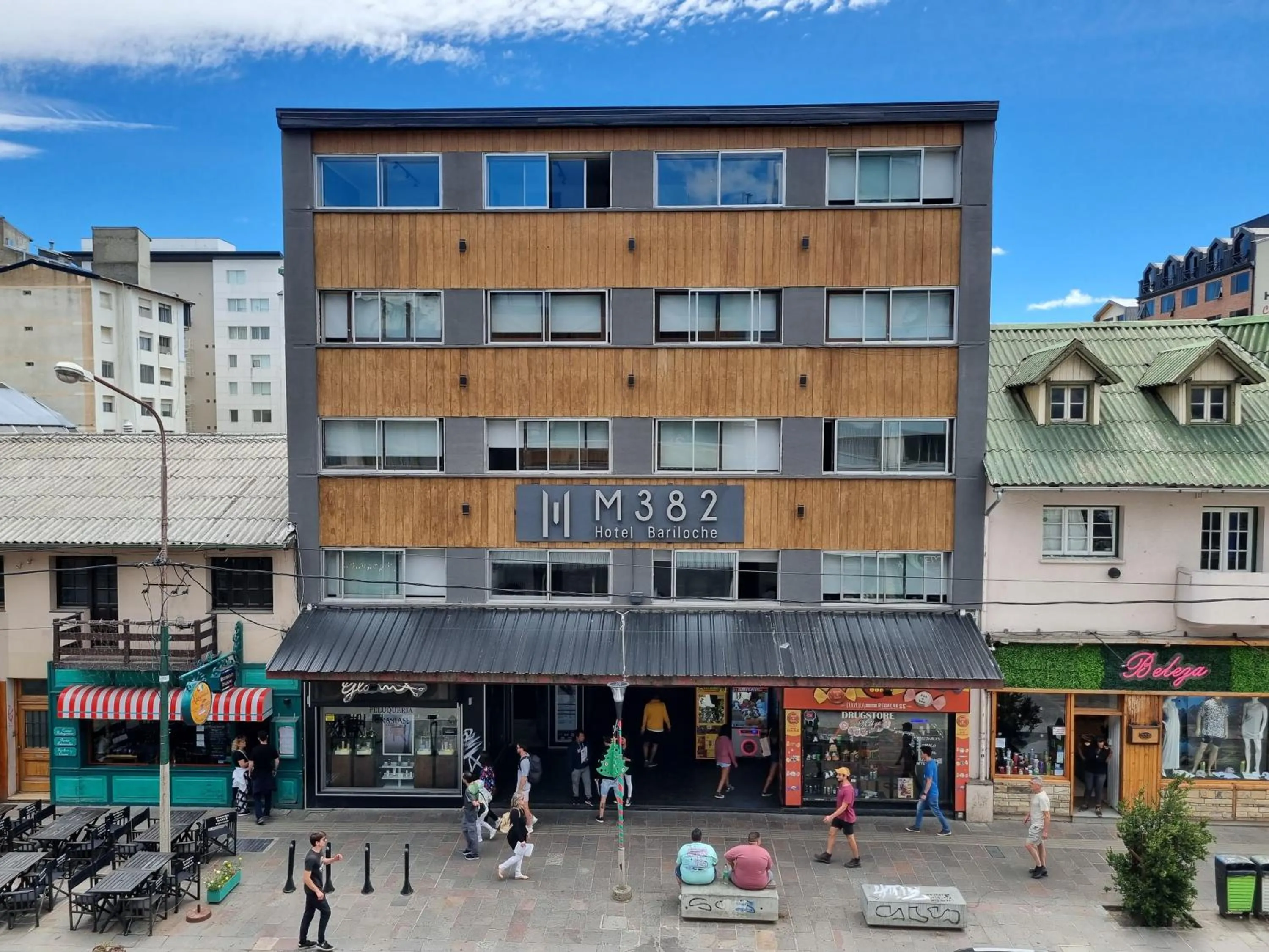 Property building in M382 Hotel Bariloche