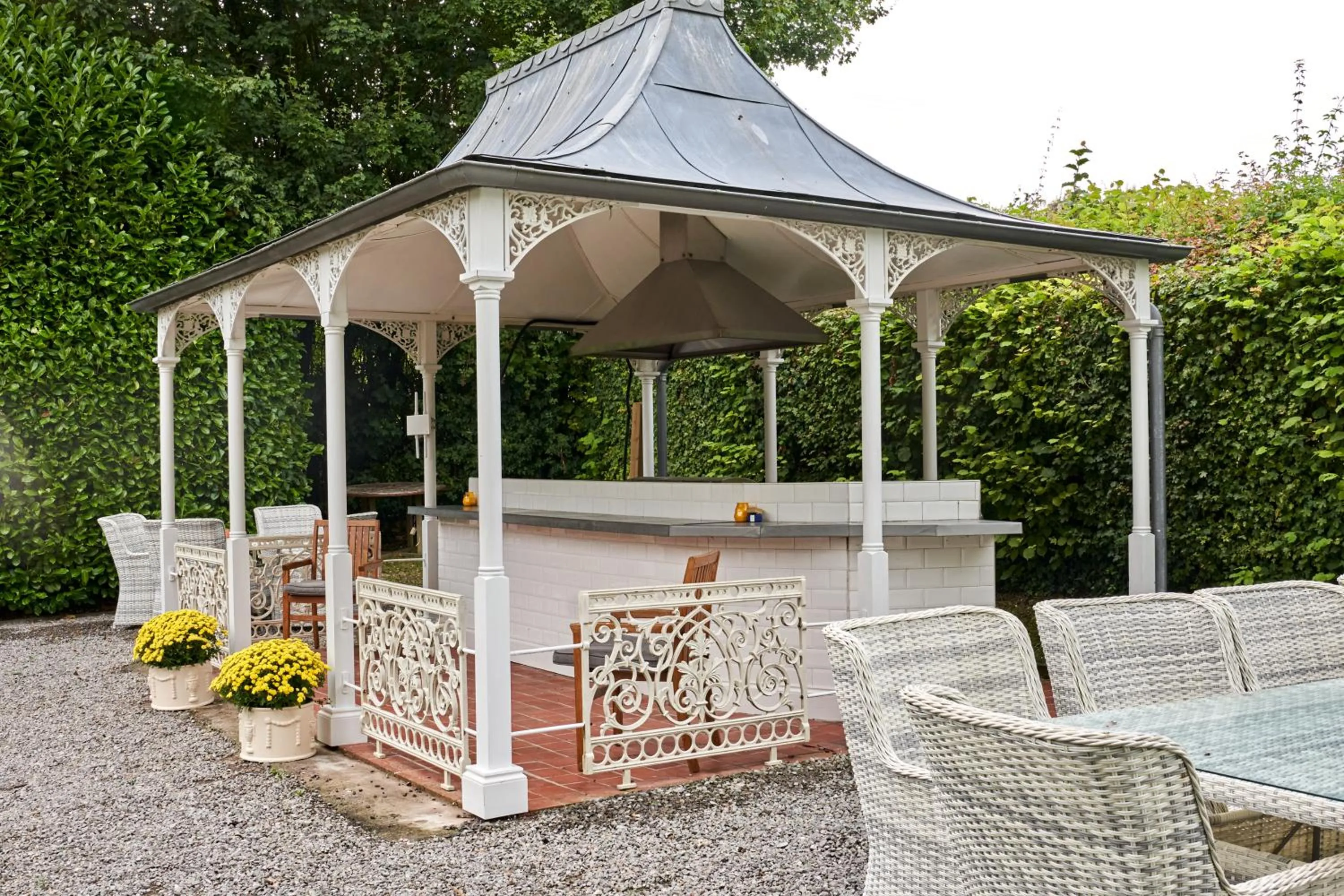 Patio in King John Inn