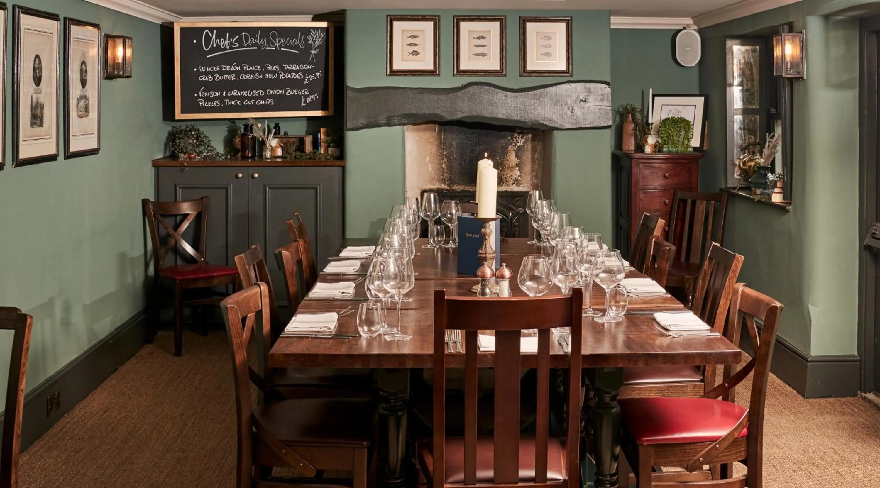 Restaurant/places to eat in King John Inn