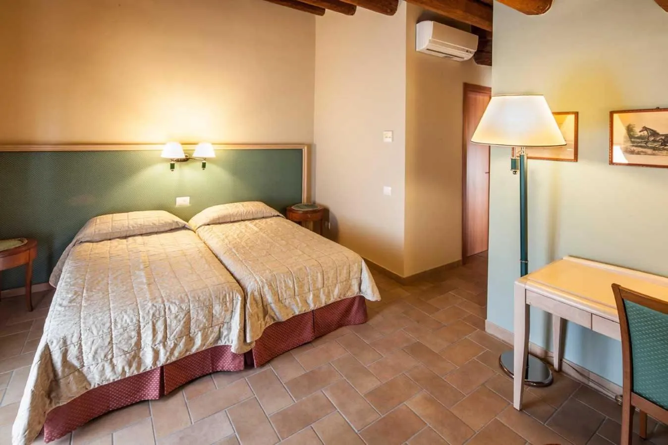 Bed in Hotel Residence Diamantina