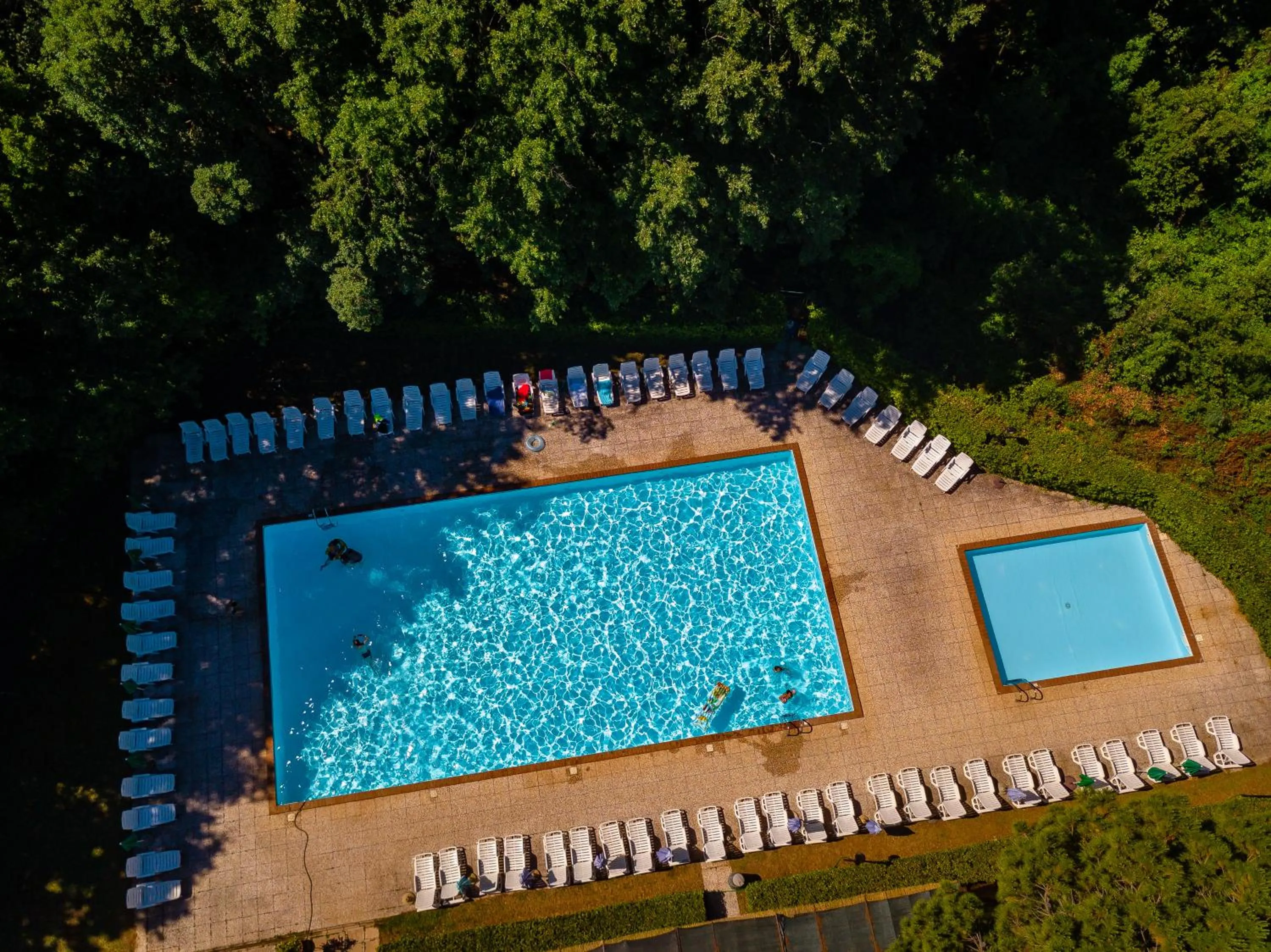 Swimming pool in Residence Ristorante Il Paradiso