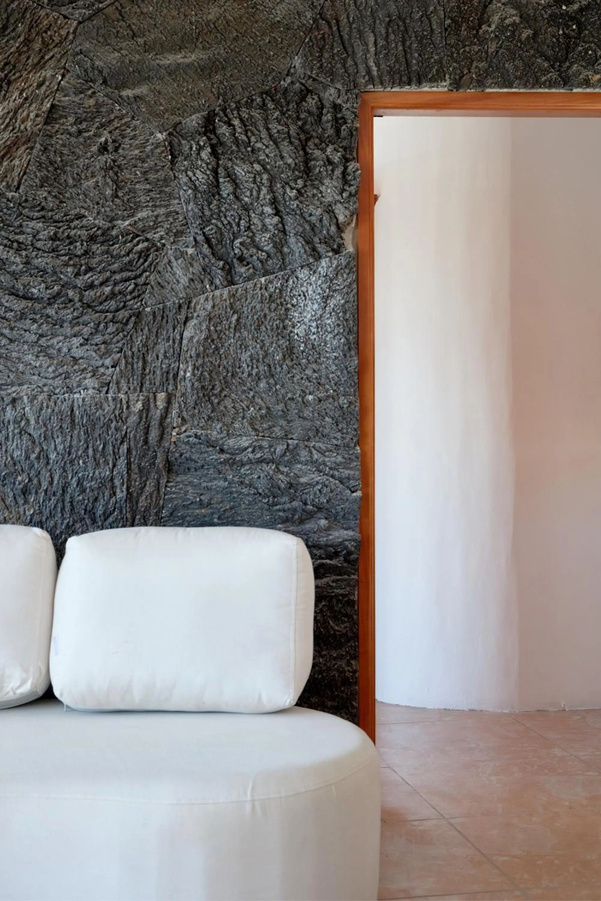 Living room in Hotel Albemarle Galapagos Beachfront