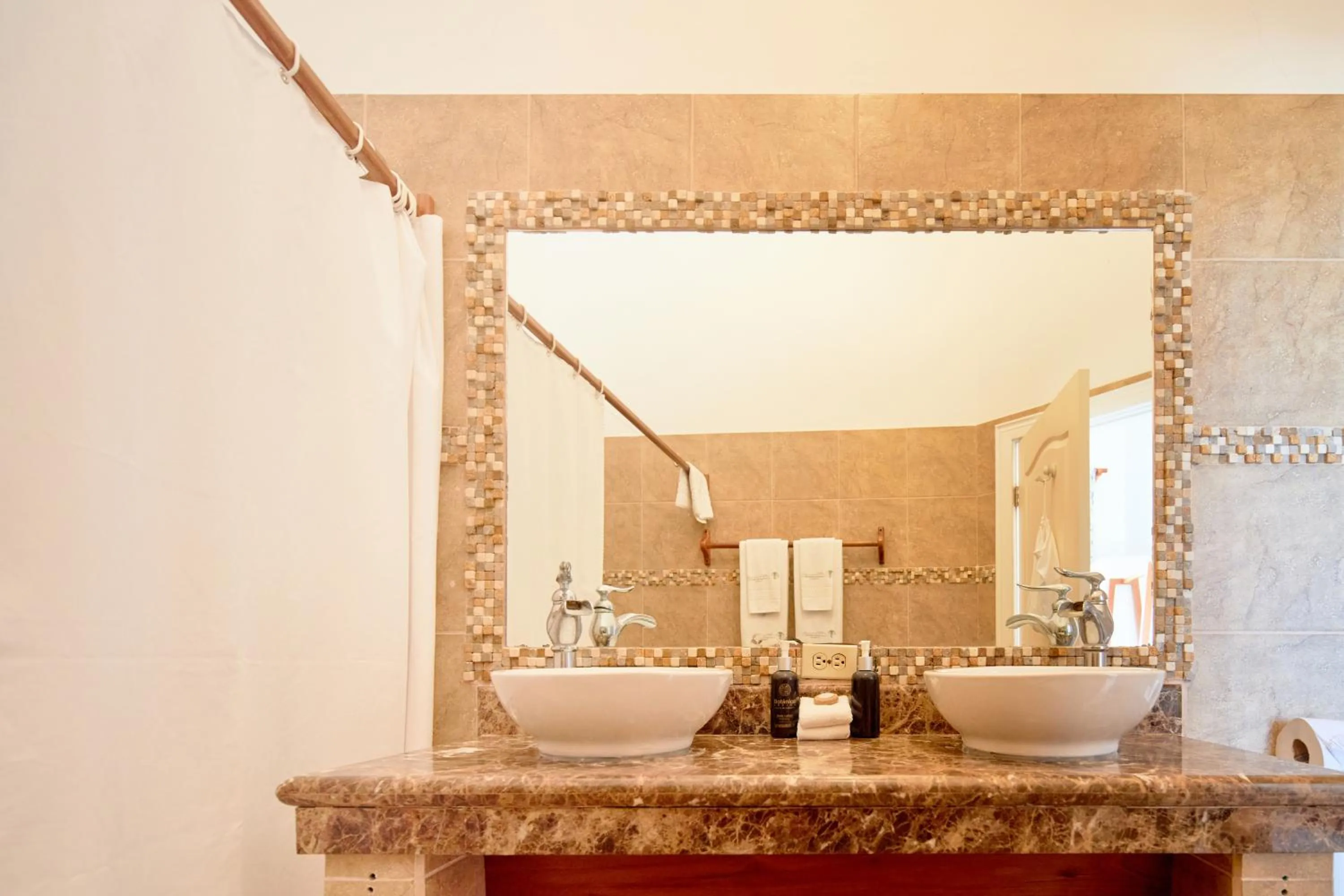 Bathroom in Hotel Albemarle Galapagos Beachfront