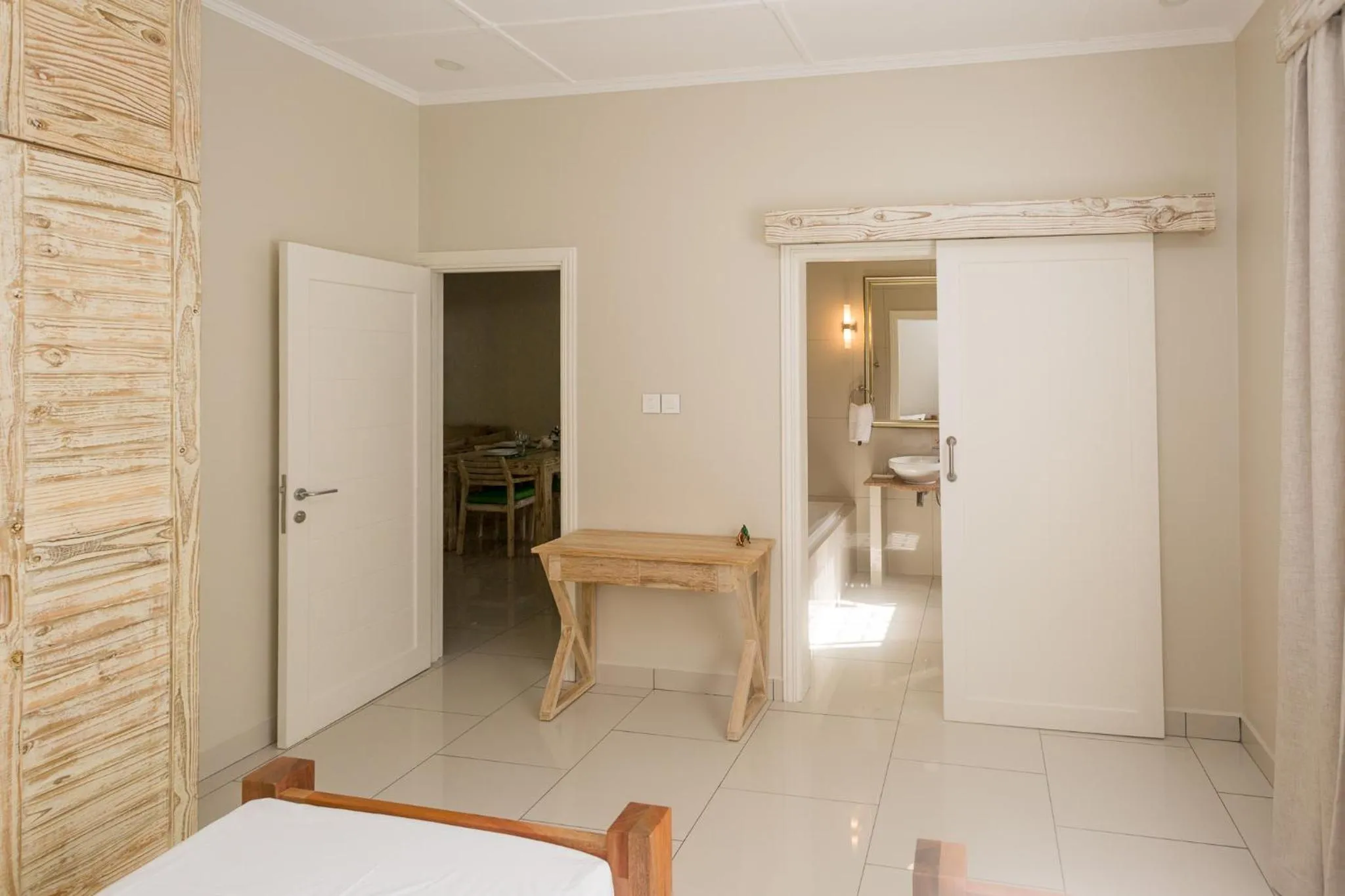 Bed in Beau Vallon Villa Chalets