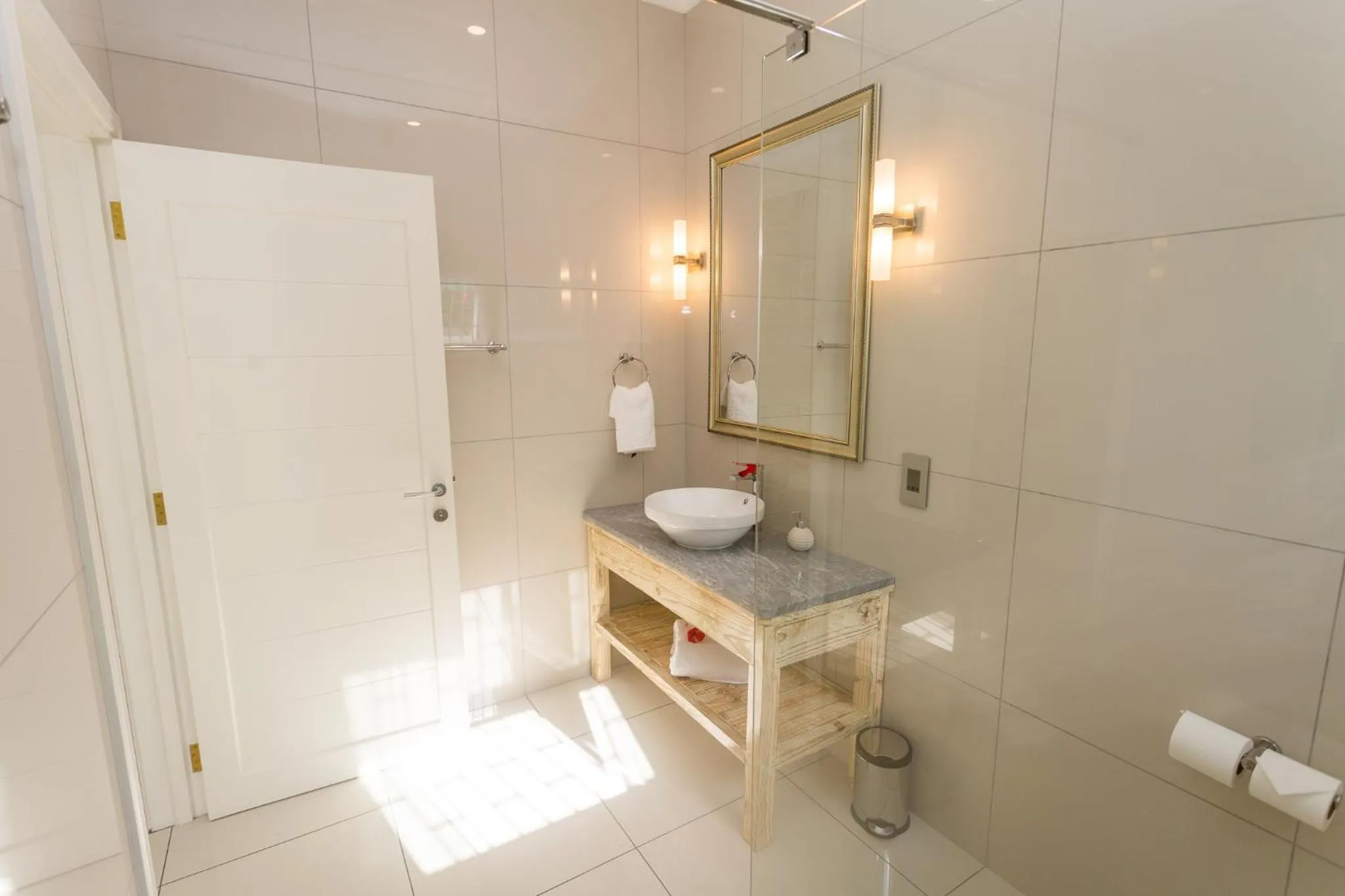Beau Vallon Villa Chalets
