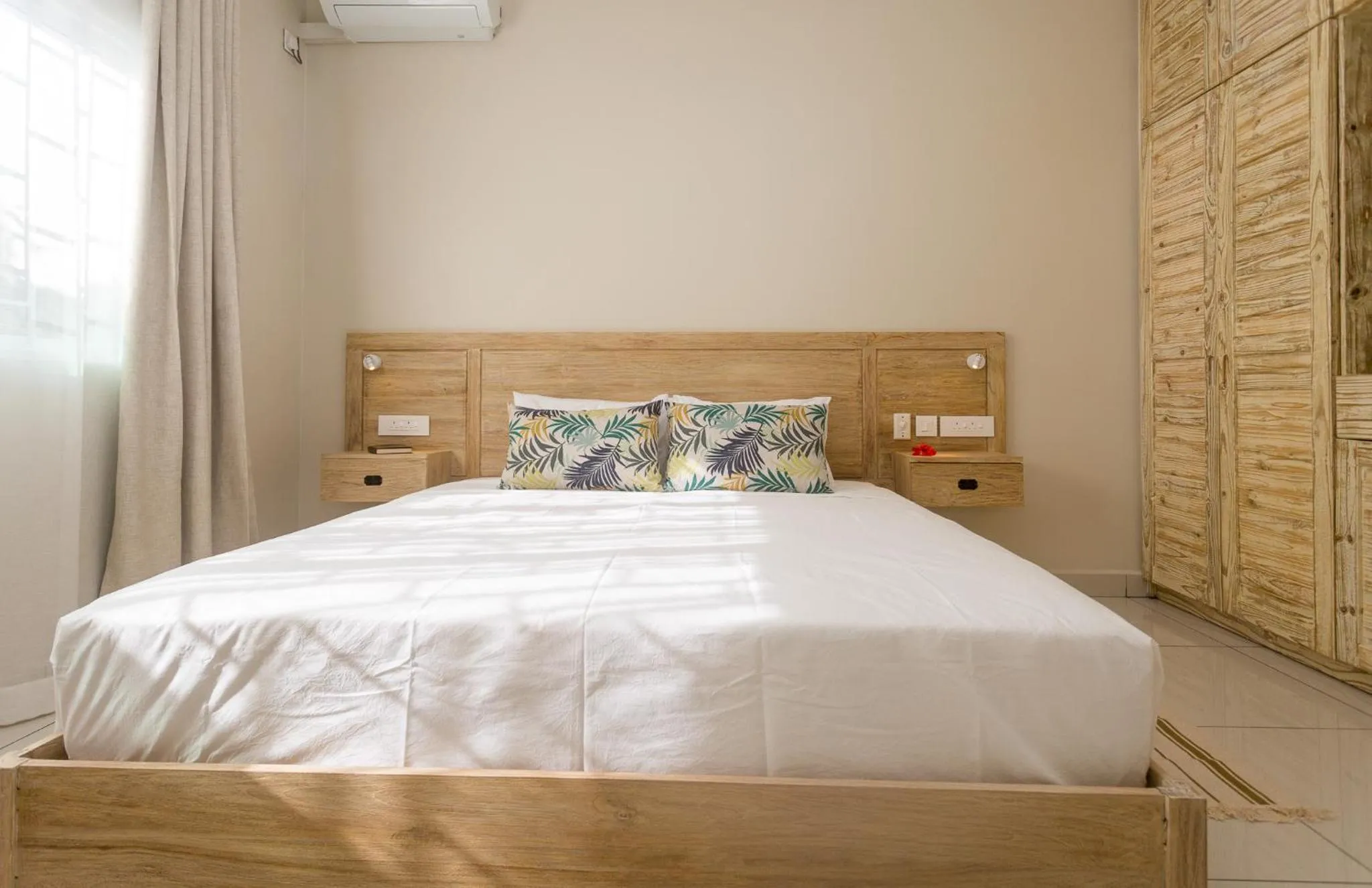 Bed in Beau Vallon Villa Chalets