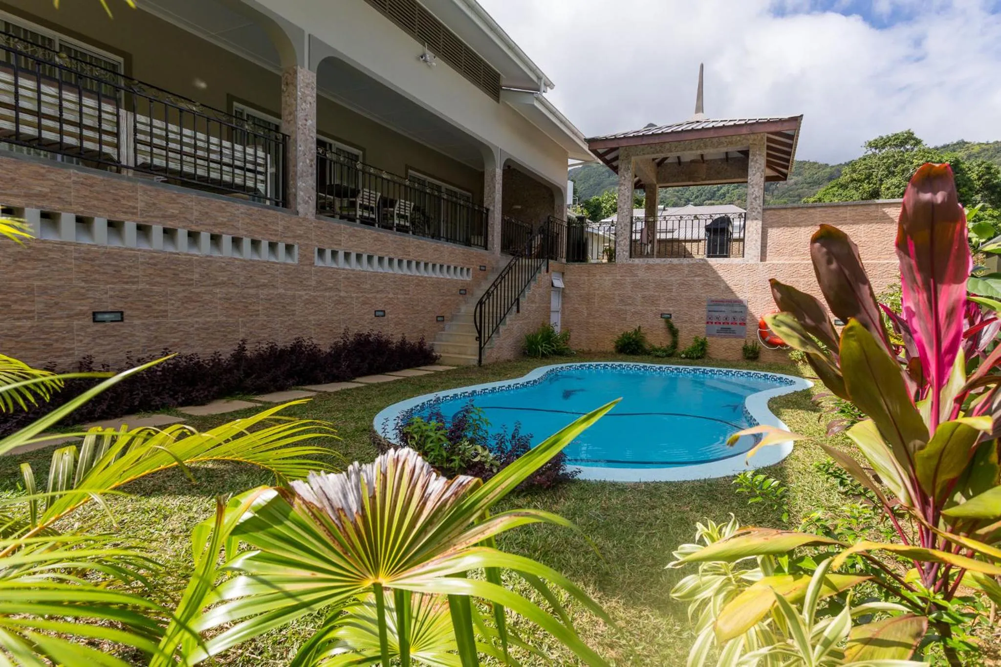 Property building in Beau Vallon Villa Chalets