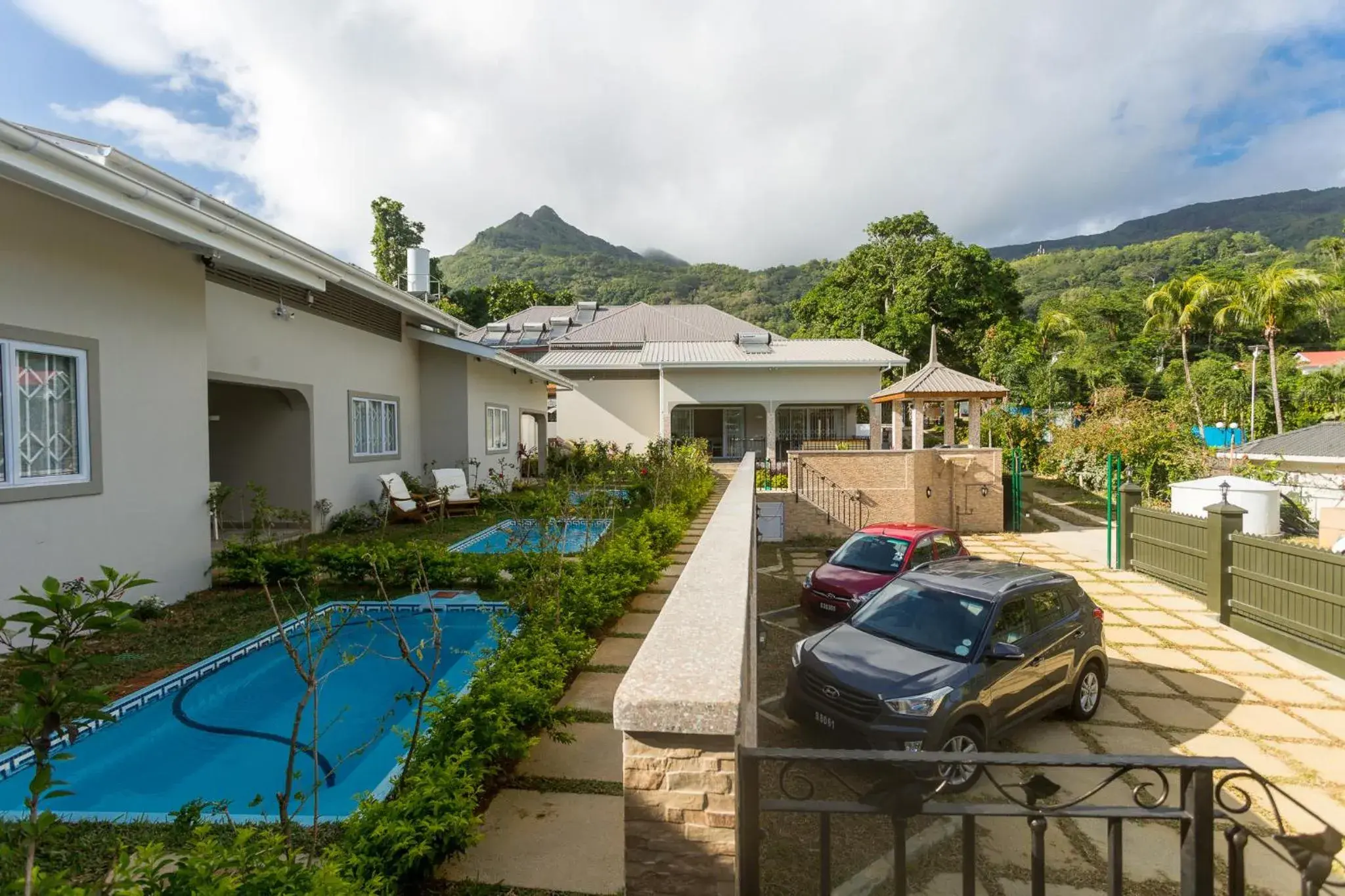 One-Bedroom Chalet in Beau Vallon Villa Chalets One-Bedroom Chalet in Beau Vallon Villa Chalets