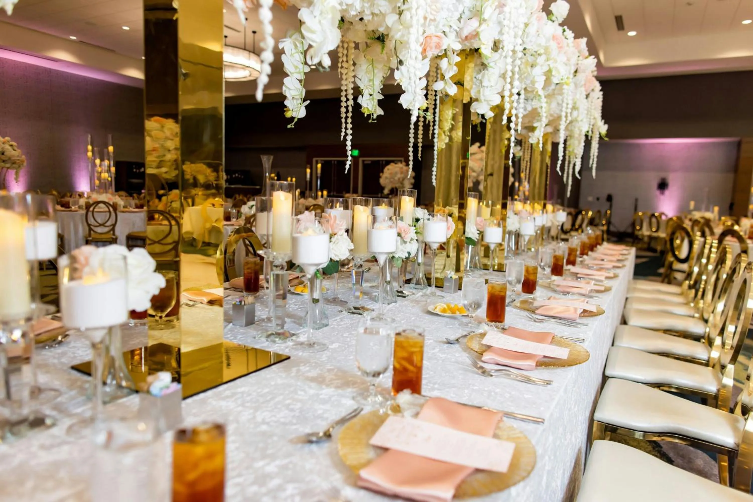 Lobby or reception in Marriott Dallas Allen Hotel & Convention Center