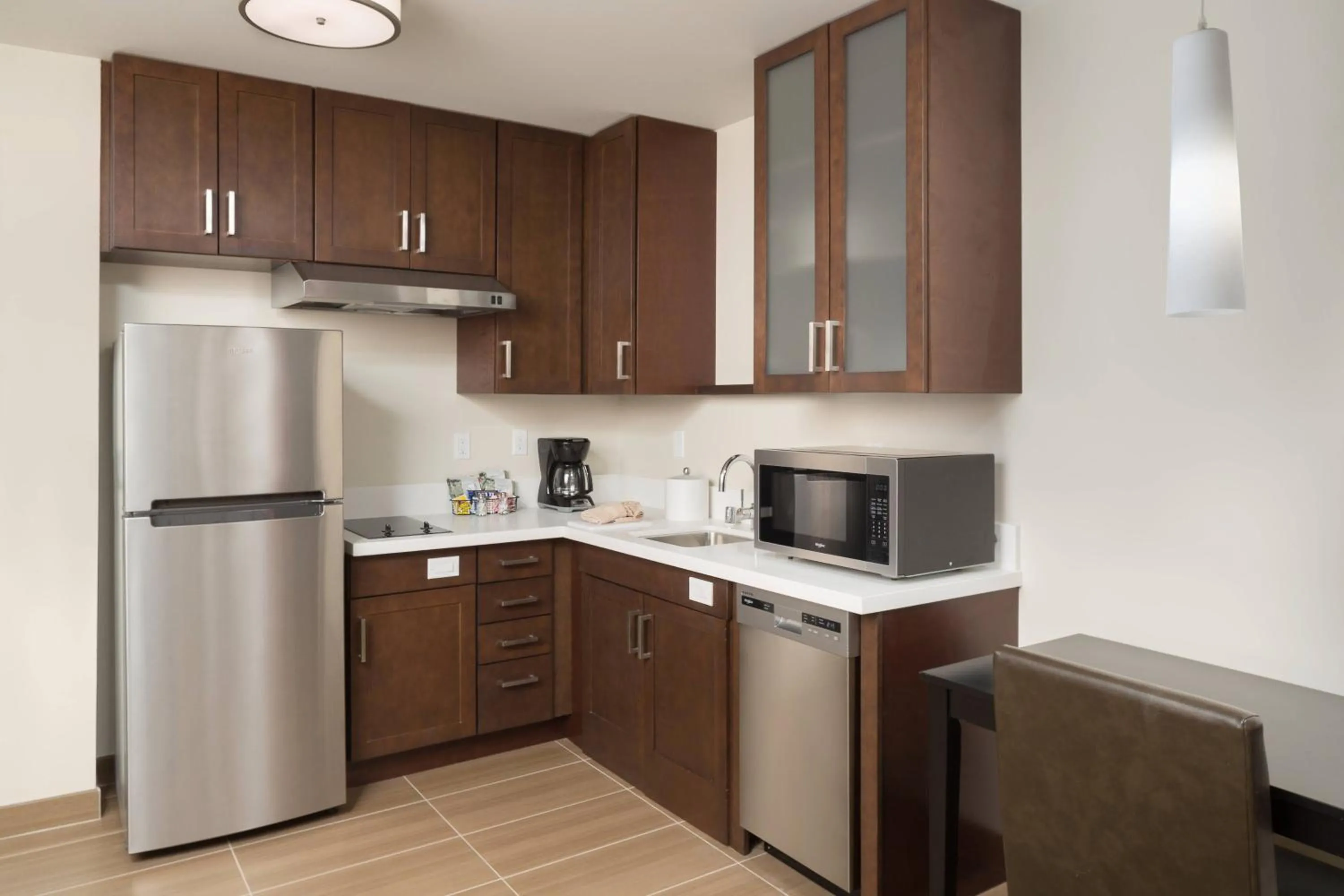 Kitchen or kitchenette in Residence Inn by Marriott Ontario Rancho Cucamonga
