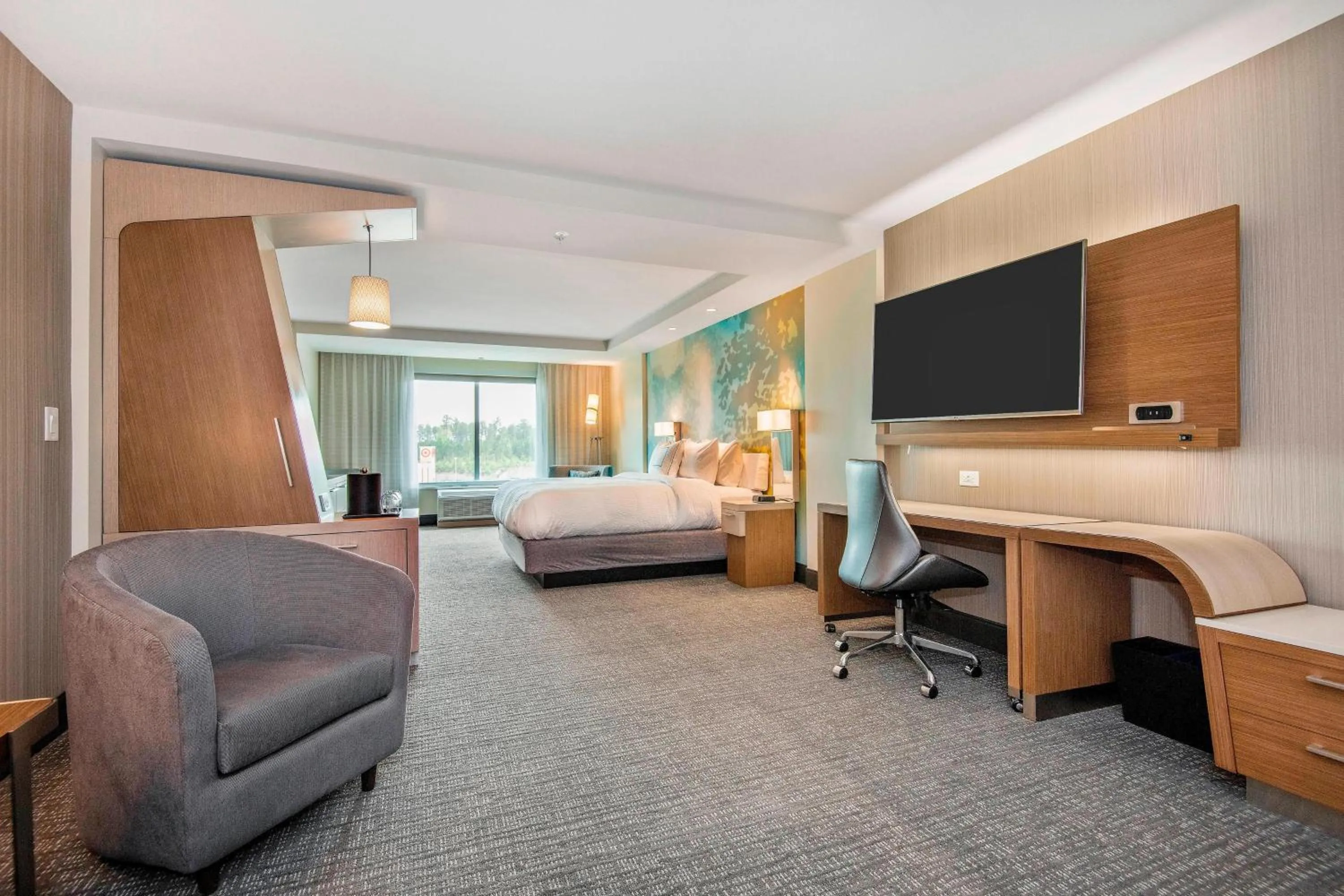 Photo of the whole room, Bed in Courtyard by Marriott Raleigh Cary/Parkside Town Commons