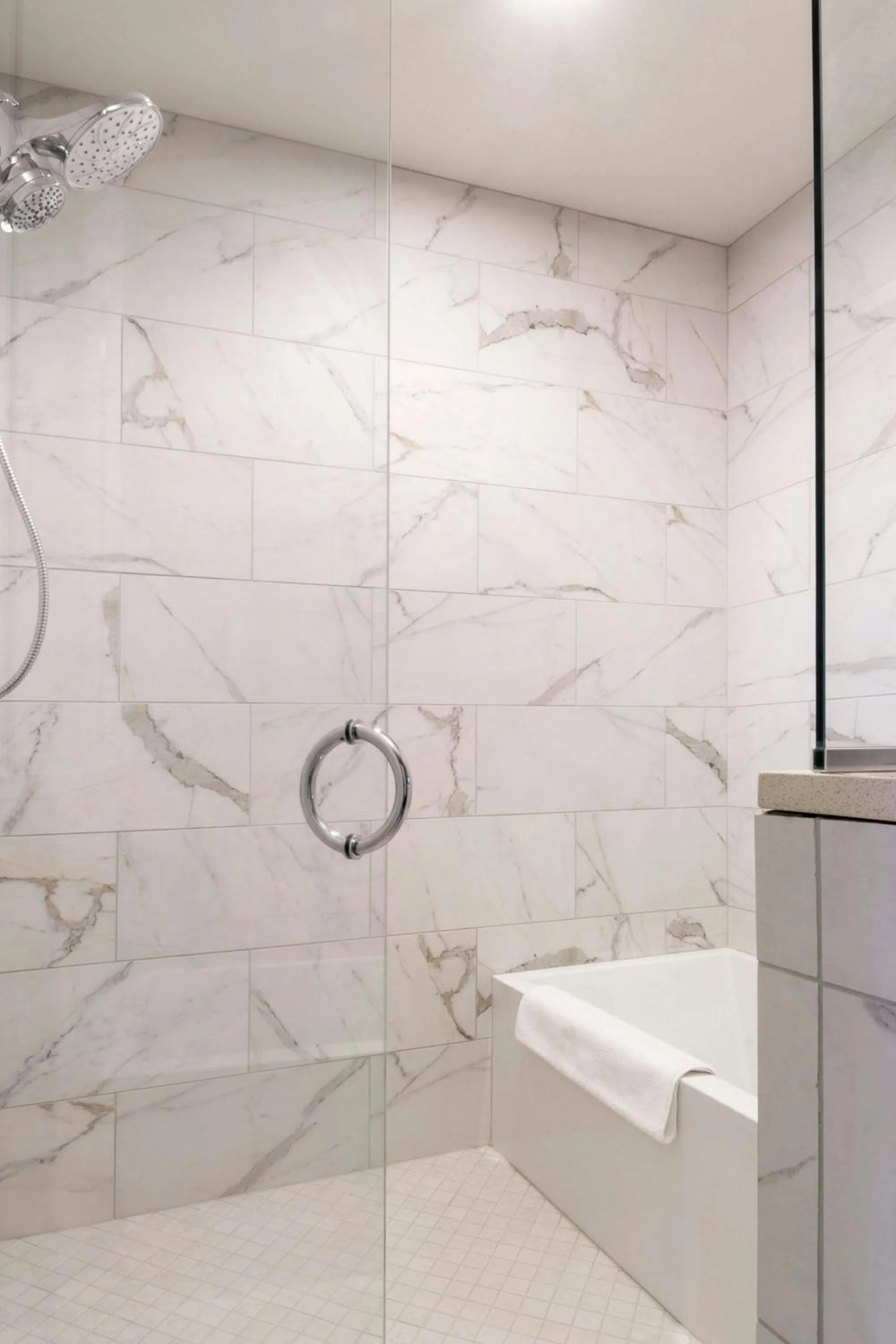 Bathroom in Hotel Saint Louis, Autograph Collection