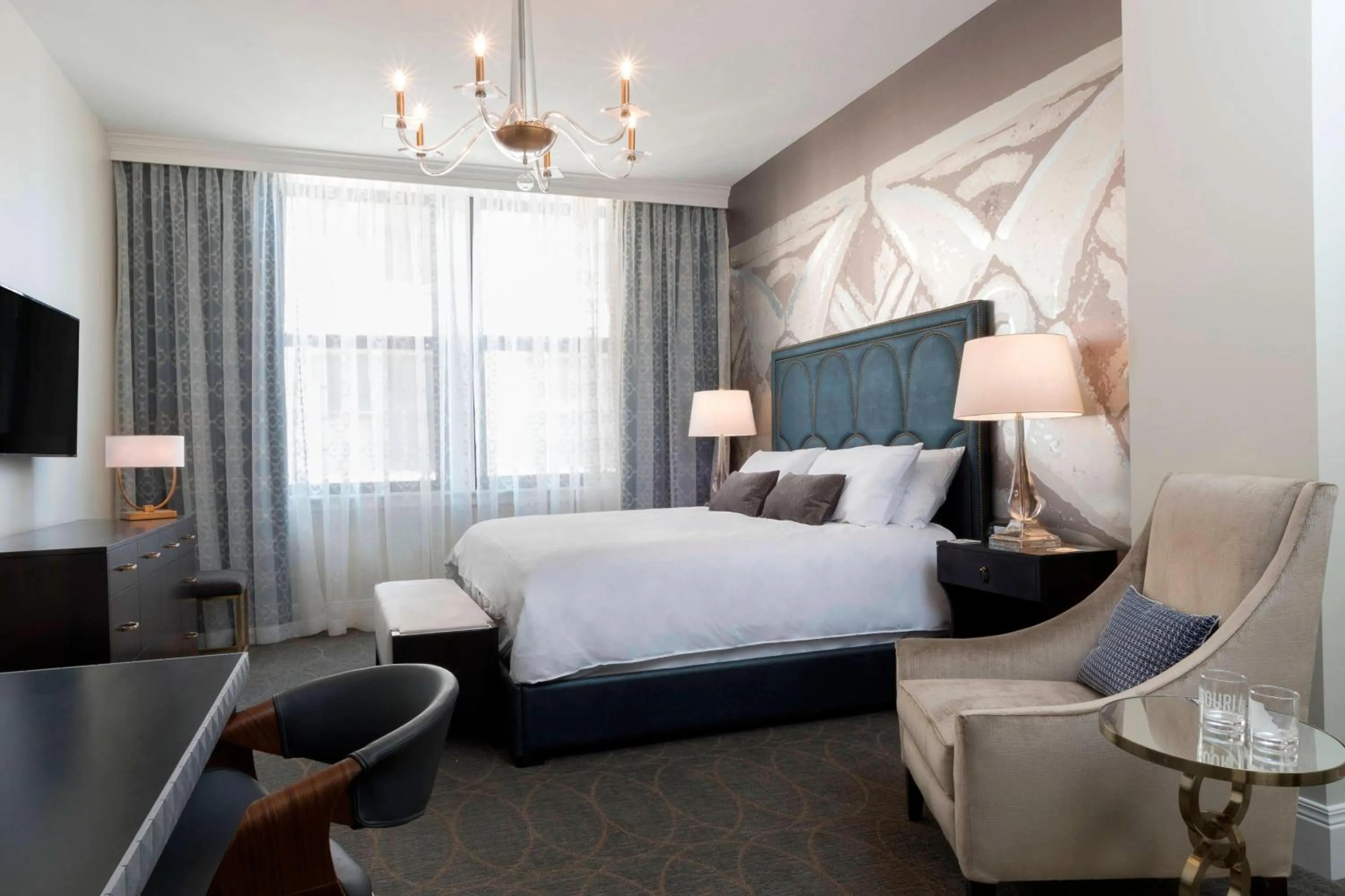 Photo of the whole room, Bed in Hotel Saint Louis, Autograph Collection