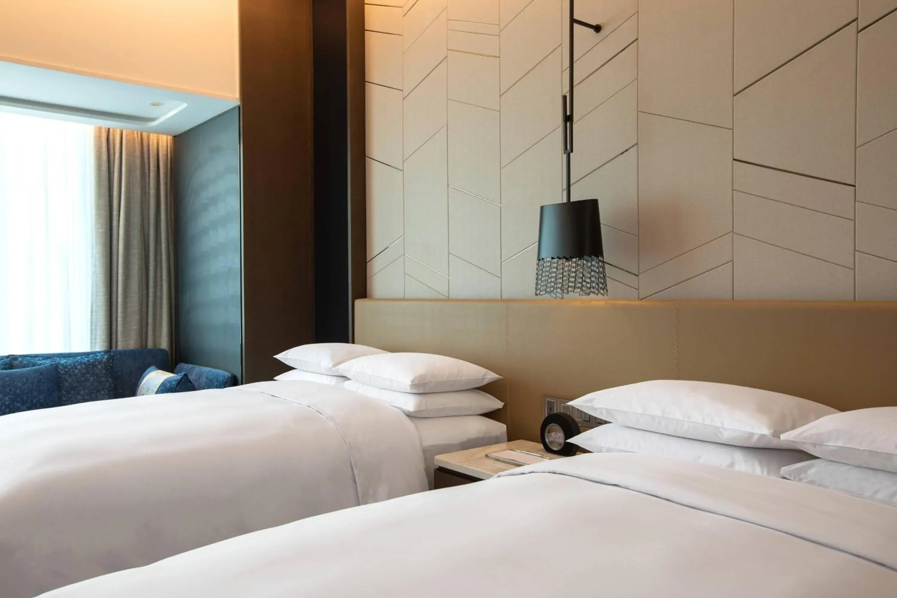 Deluxe Twin Room in Renaissance Xi'an Hotel Deluxe Twin Room in Renaissance Xi'an Hotel