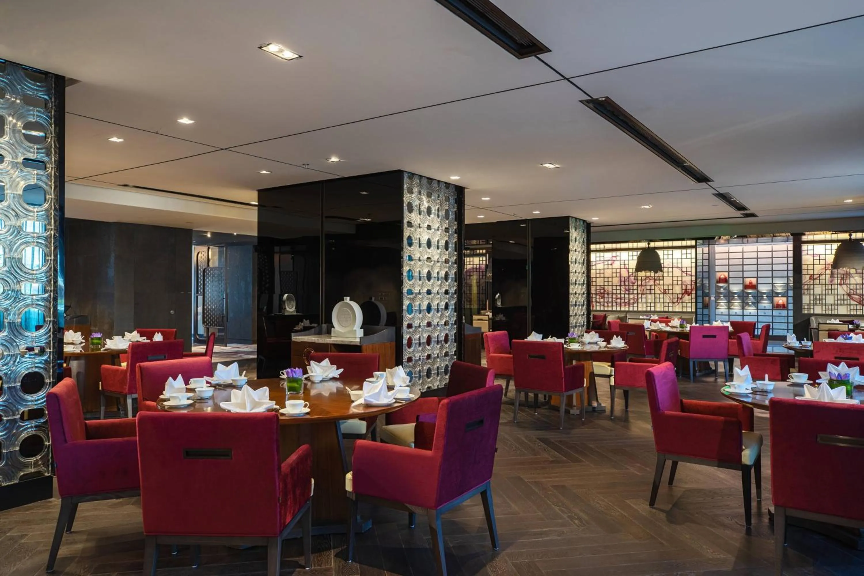 Restaurant/places to eat in Renaissance Xi'an Hotel